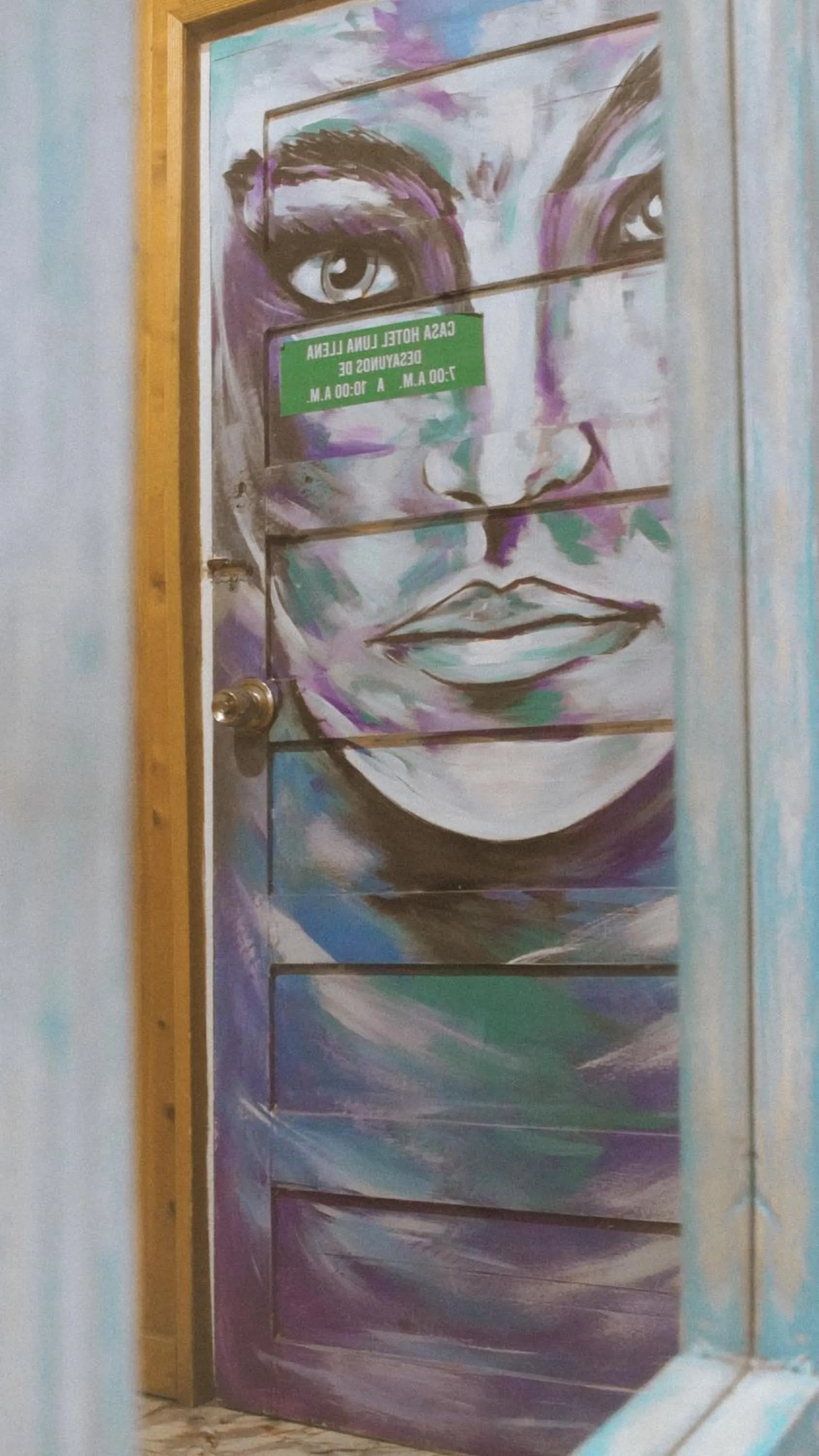 Decorative detail in Hostal Luna Llena Getsemaní