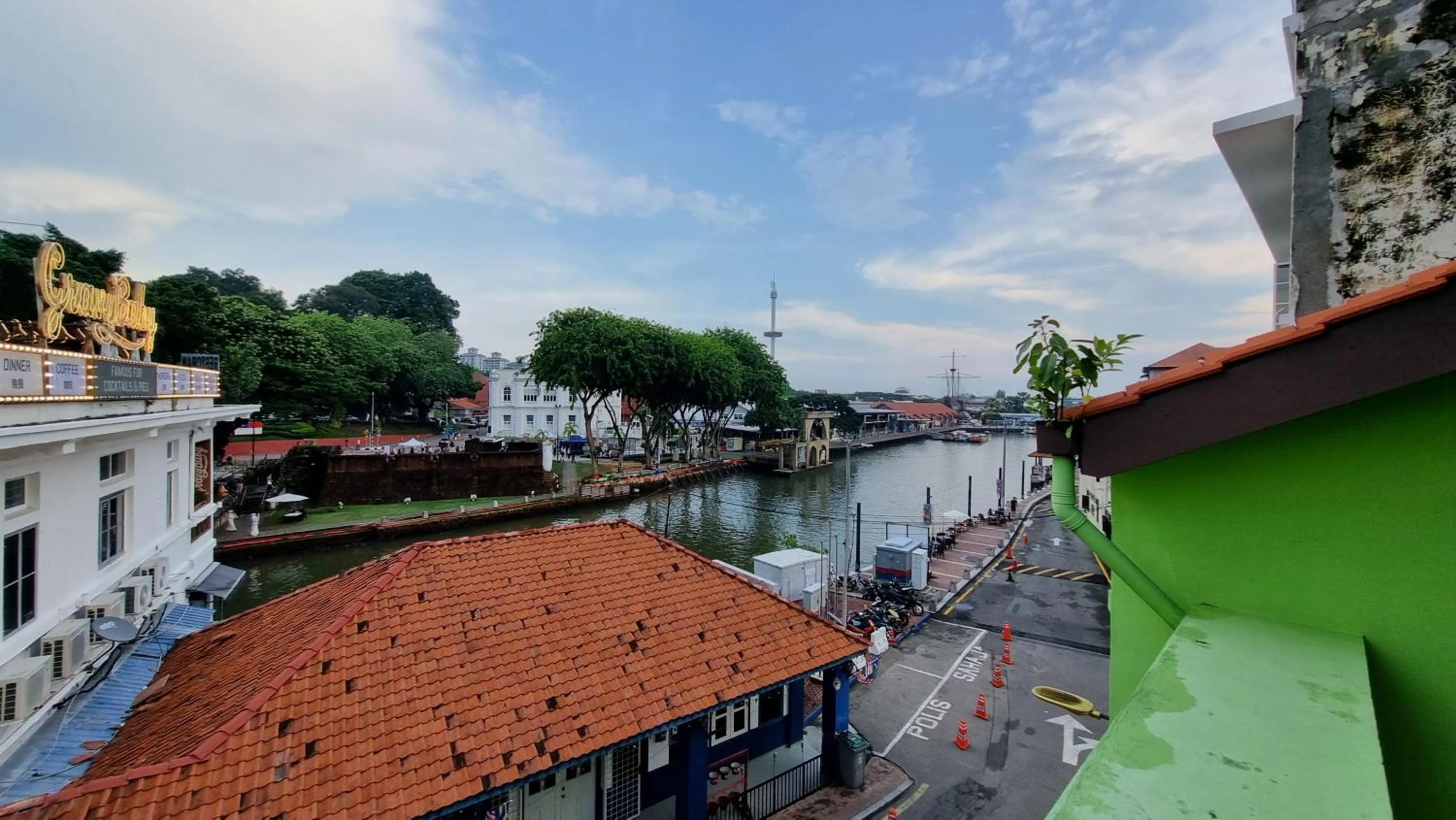 Natural landscape in Heeren By The River