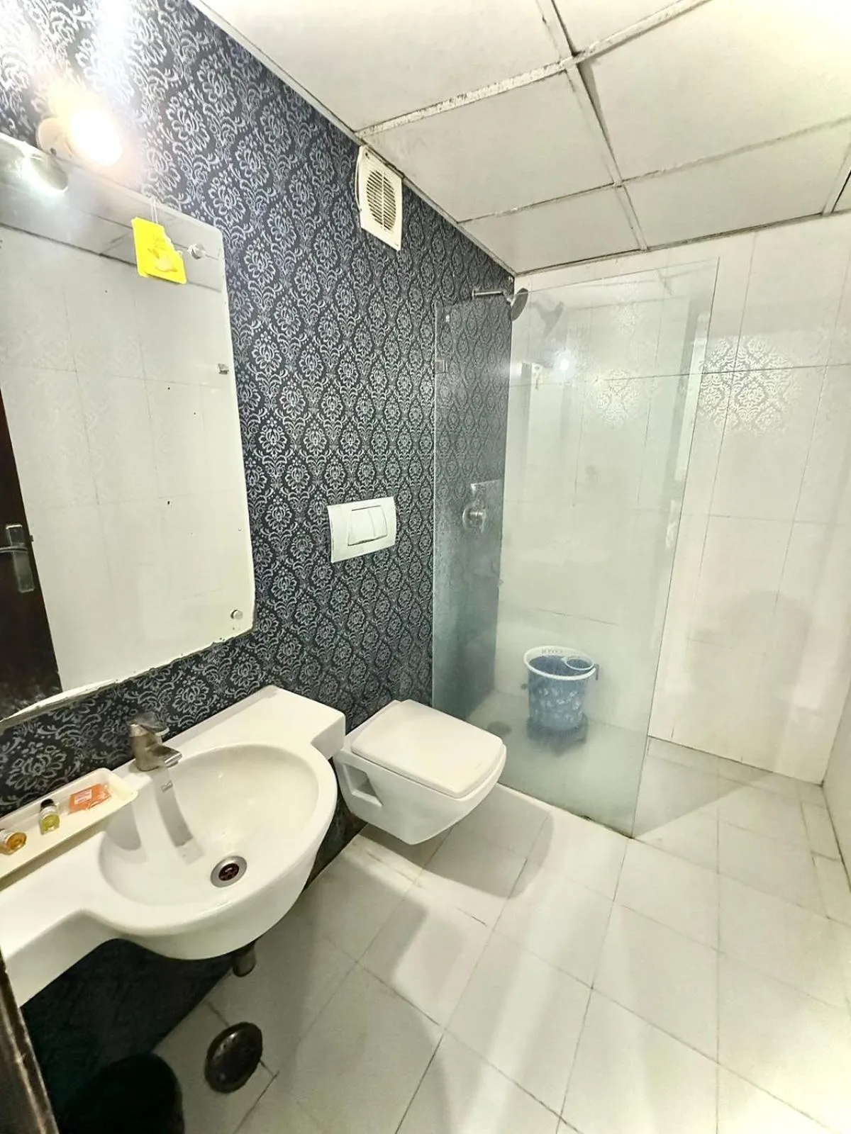 Hotel Delhi Pride, Karol Bagh