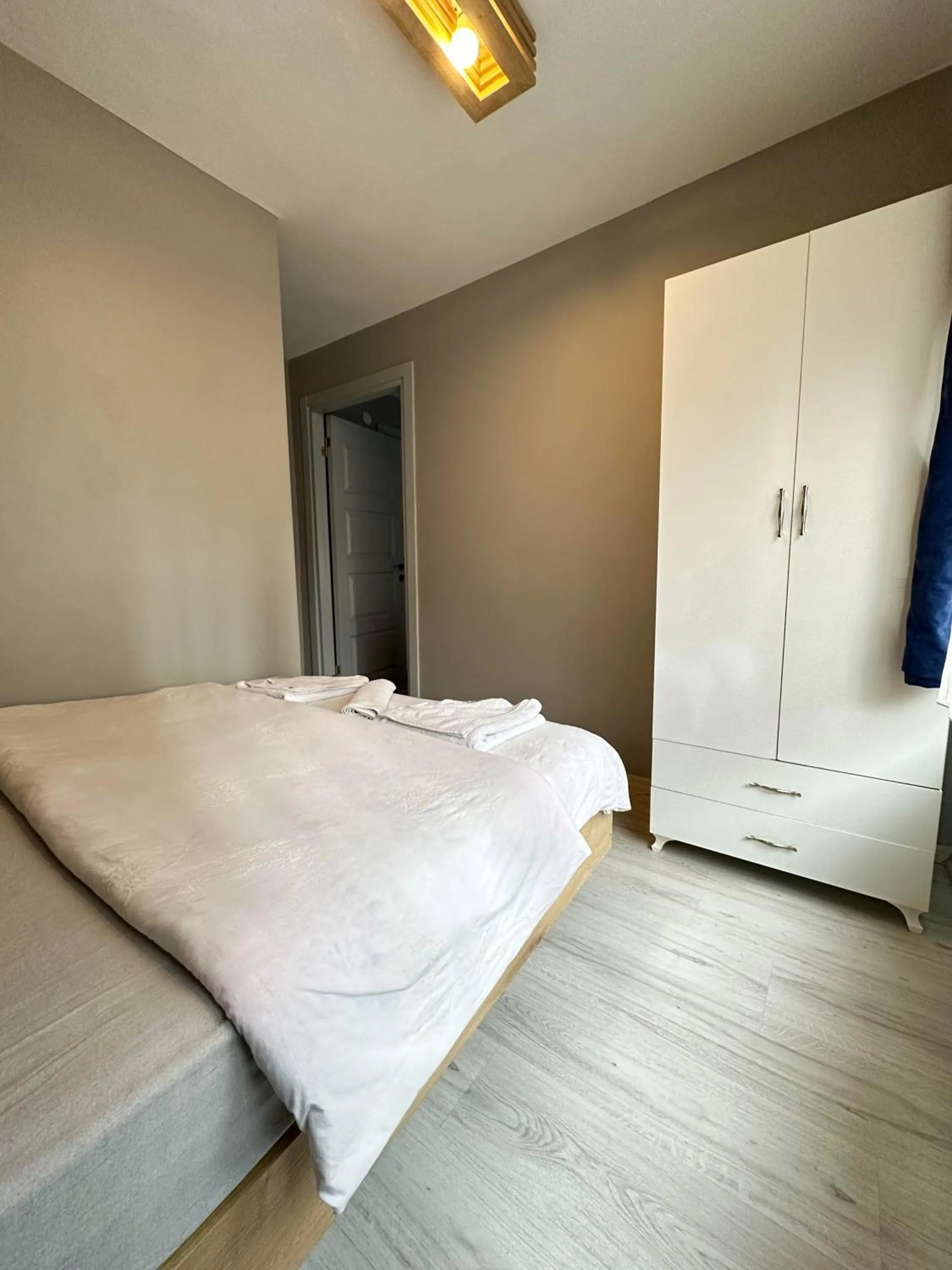 Bed in beydağı kadıköy