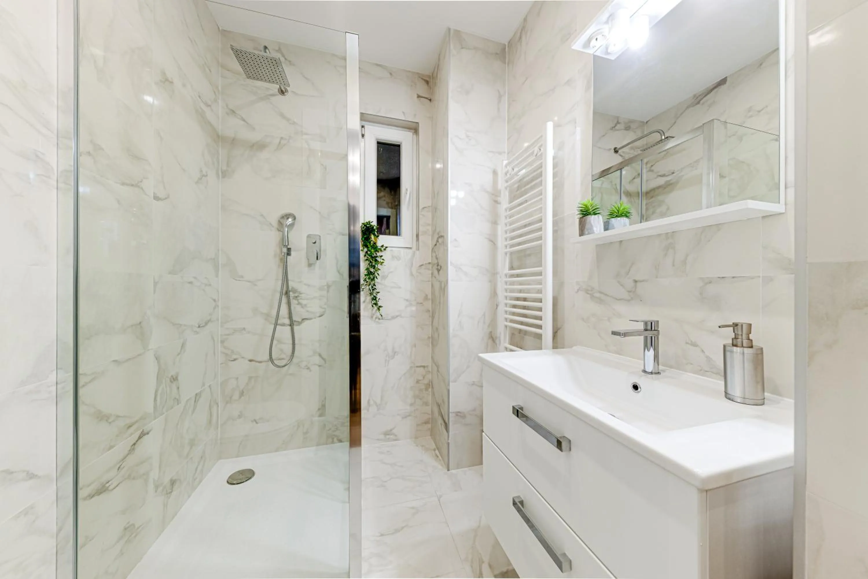 Bathroom in Kaizl Park Residence