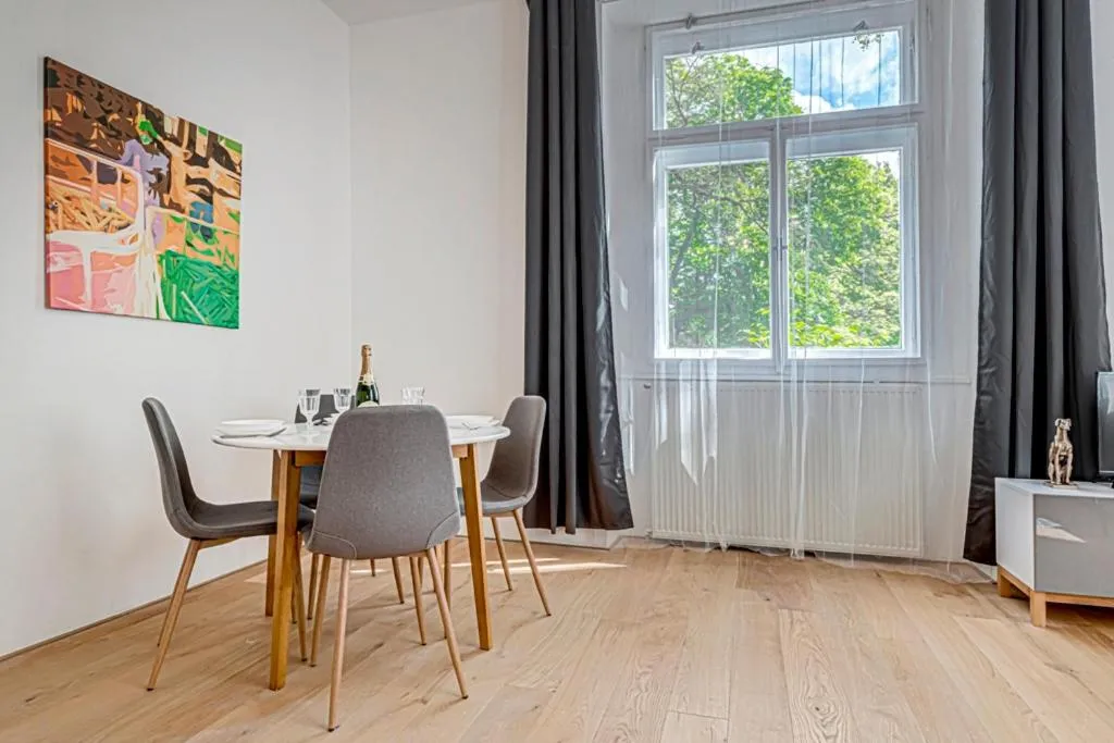 Kaizl Park Residence