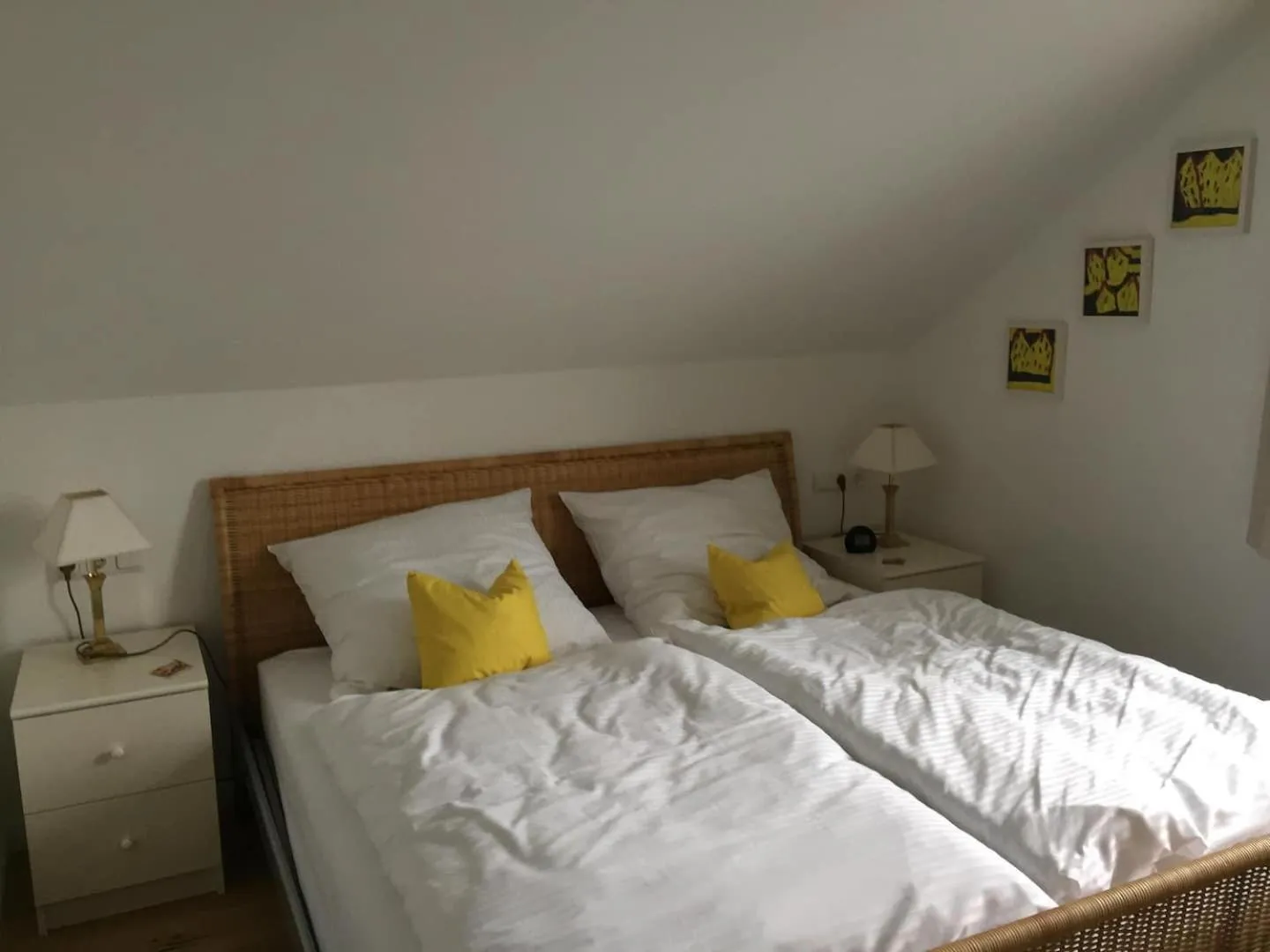 Bedroom, Bed in Villa GleisBett