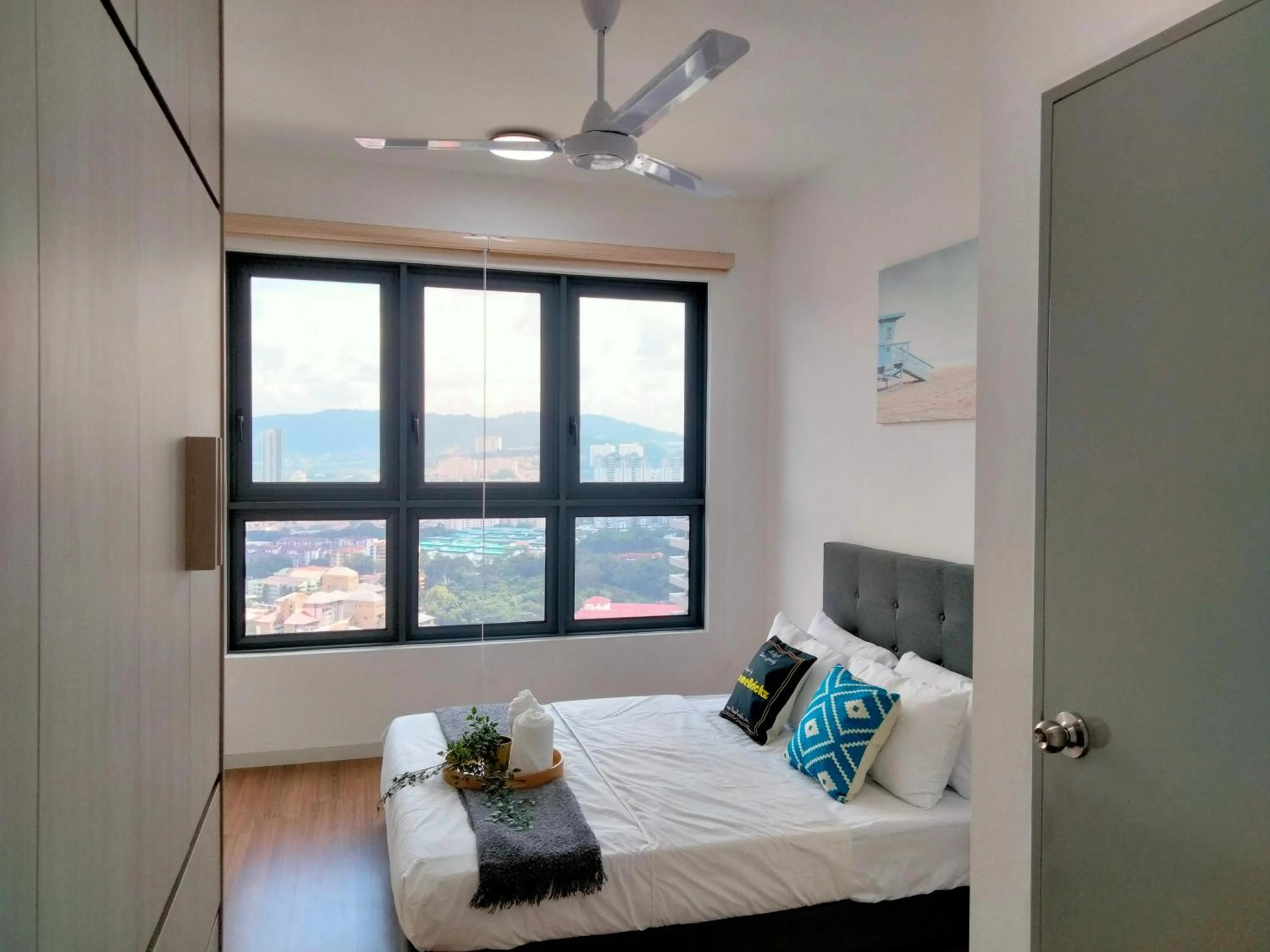 Bed in Continew Residence by HomeBrickz