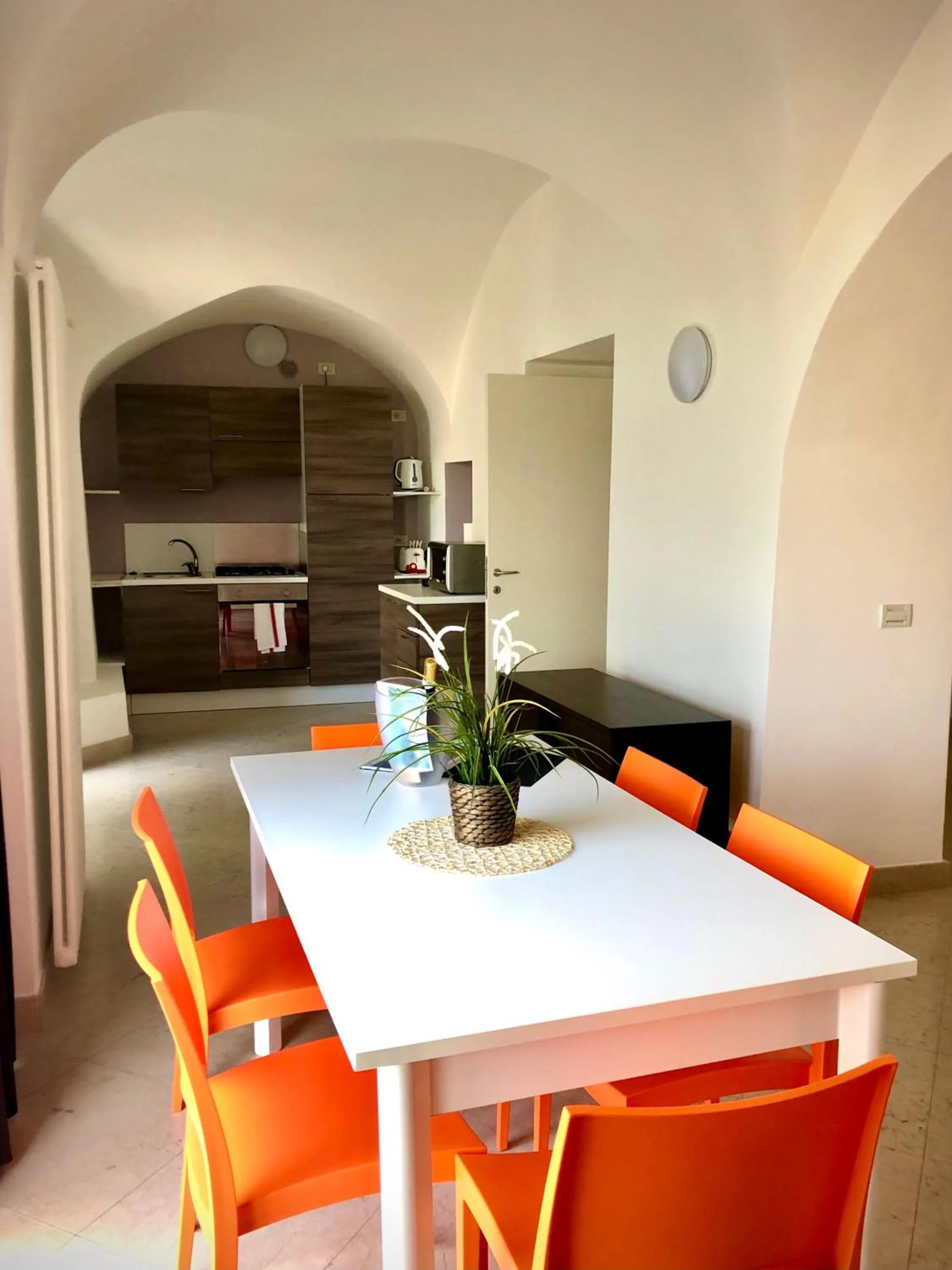 Kitchen or kitchenette in Villa Borgo Borago