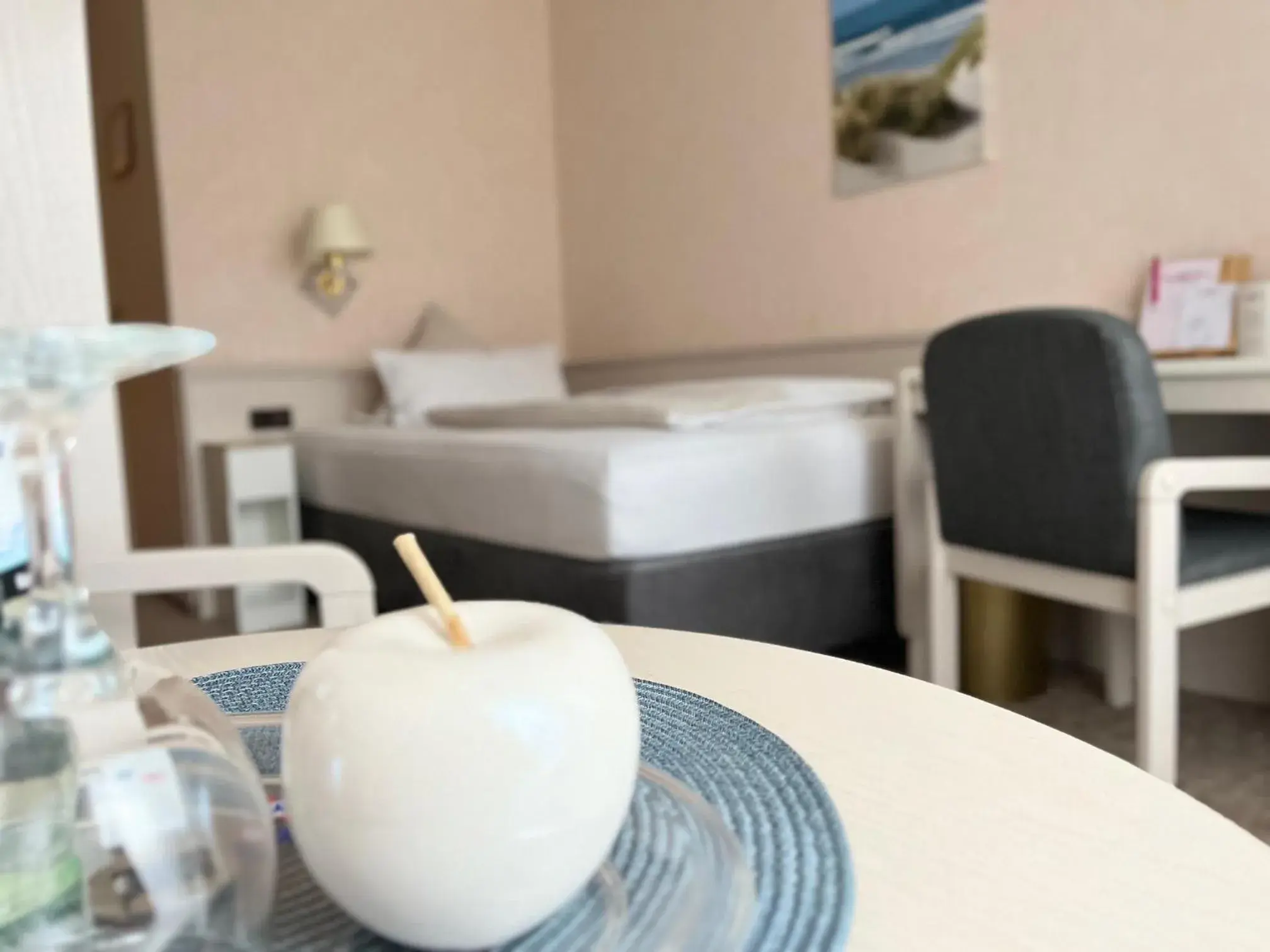 Single Room in Hotel zum Rosenteich Single Room in Hotel zum Rosenteich