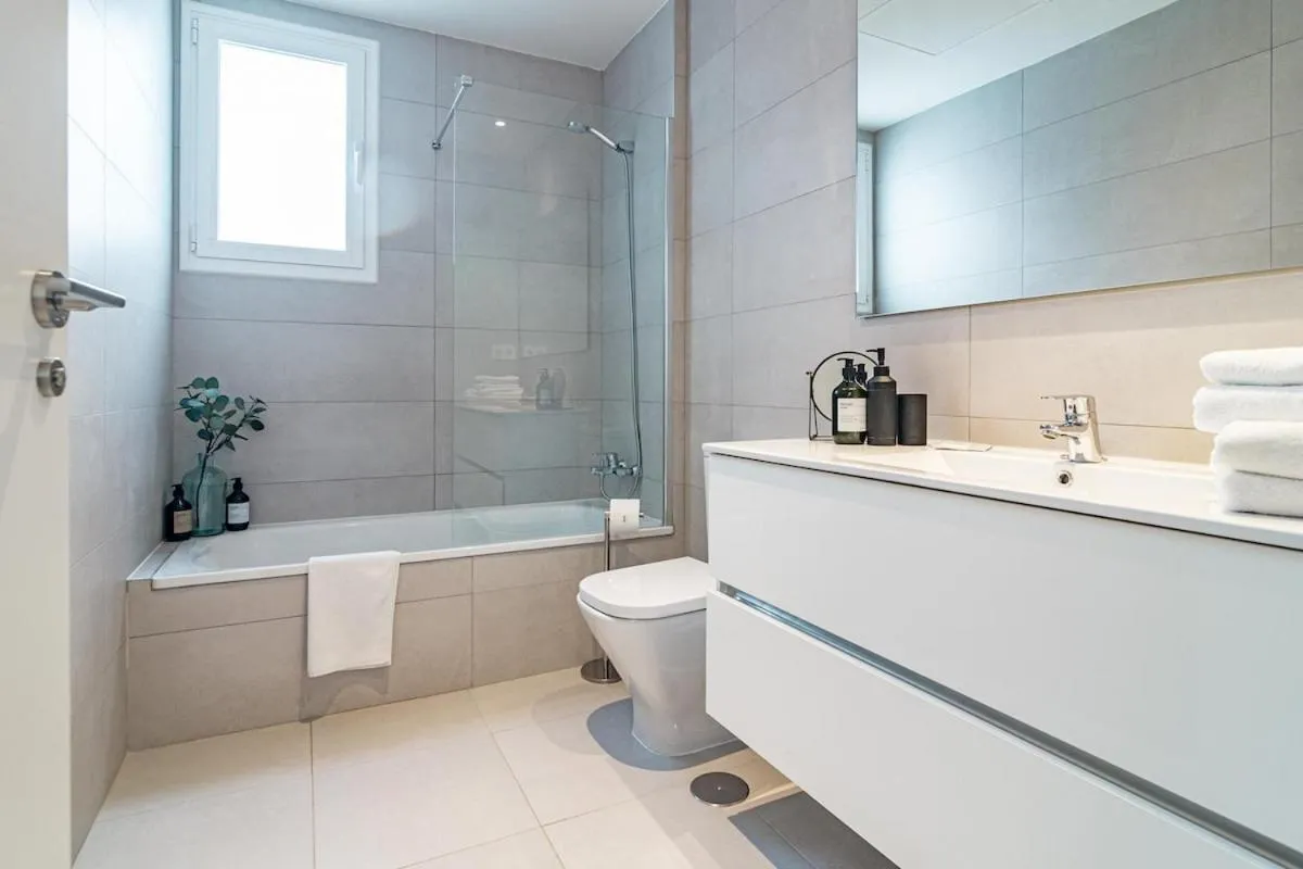 Other in JG- Top modern apartment in Nueva Andalucia