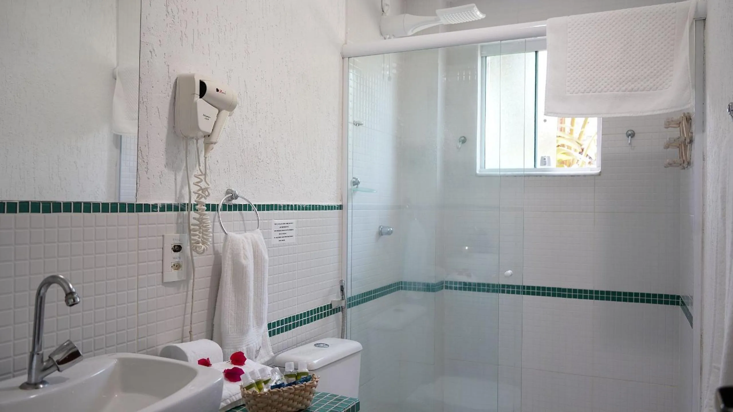 Toilet in Hotel Liberdade Búzios