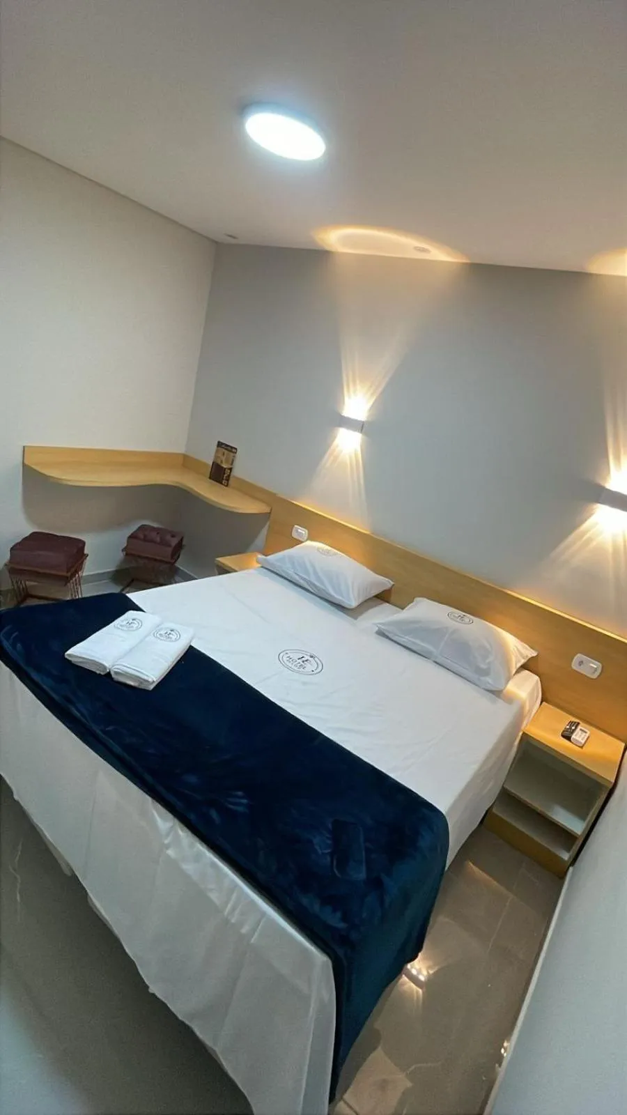 Bedroom, Bed in Hotel Ellos - Estacionamento e Café da Manhã Incluso