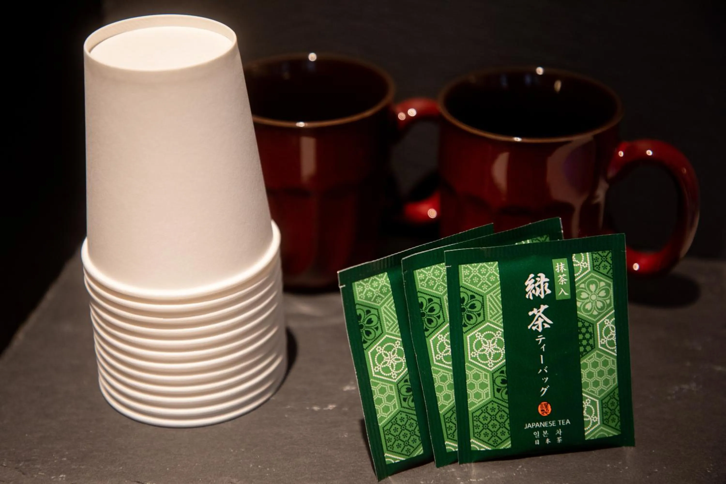 room service in FFFFFF Hotel エフホテル