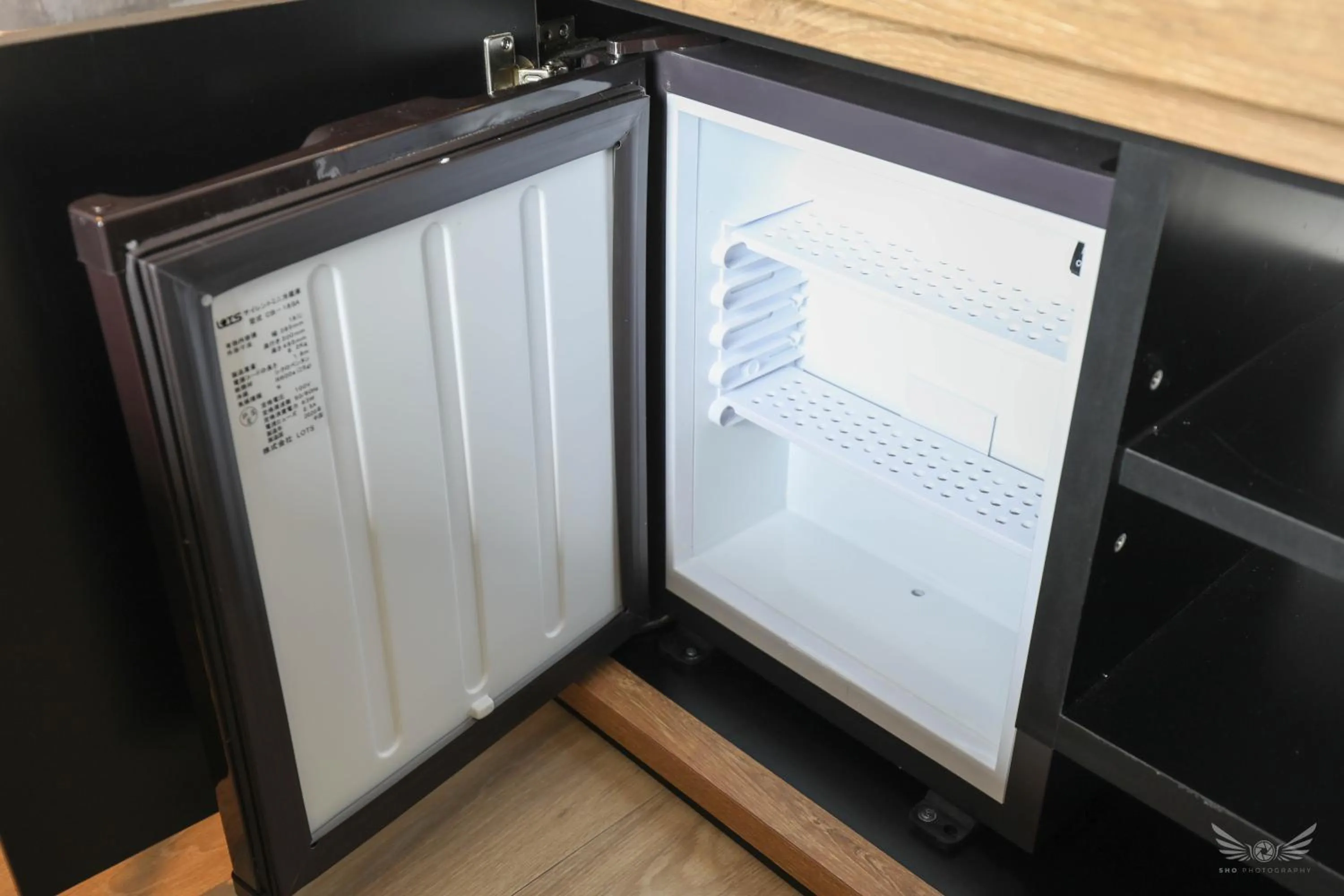 wardrobe in FFFFFF Hotel エフホテル