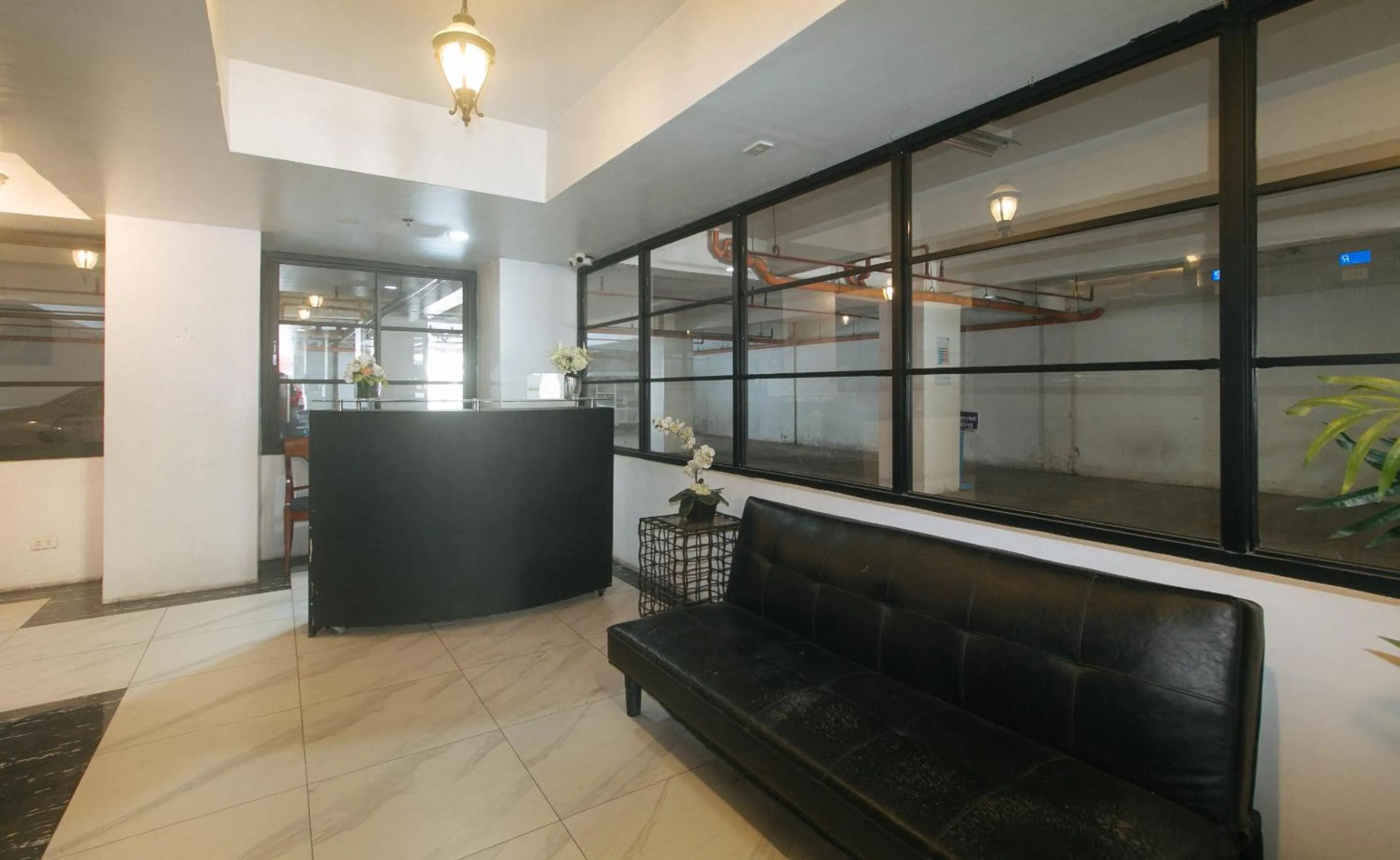 Lobby or reception in 59 Xavierville by RedDoorz