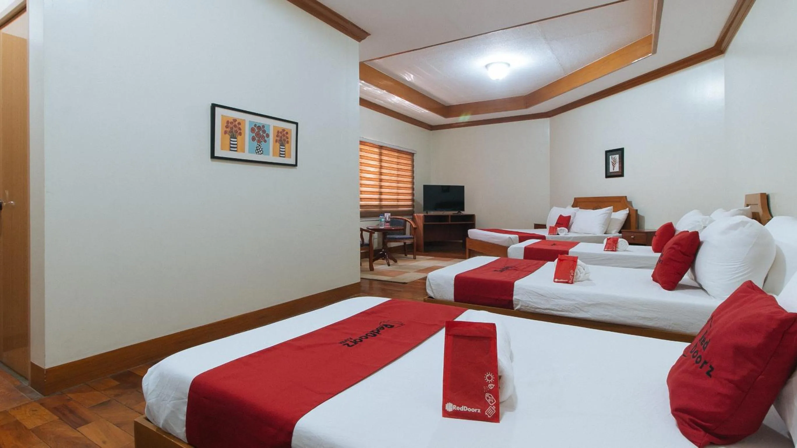 Bed in RedDoorz Premium @ Nick Hotel Gerona Tarlac