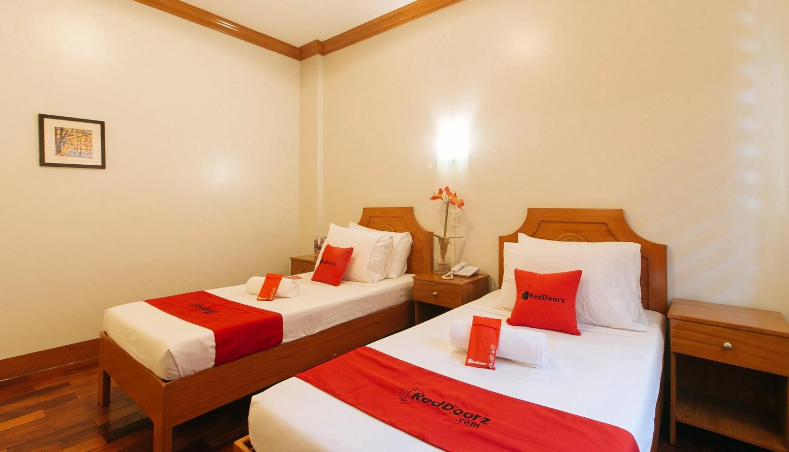 Bed in RedDoorz Premium @ Nick Hotel Gerona Tarlac