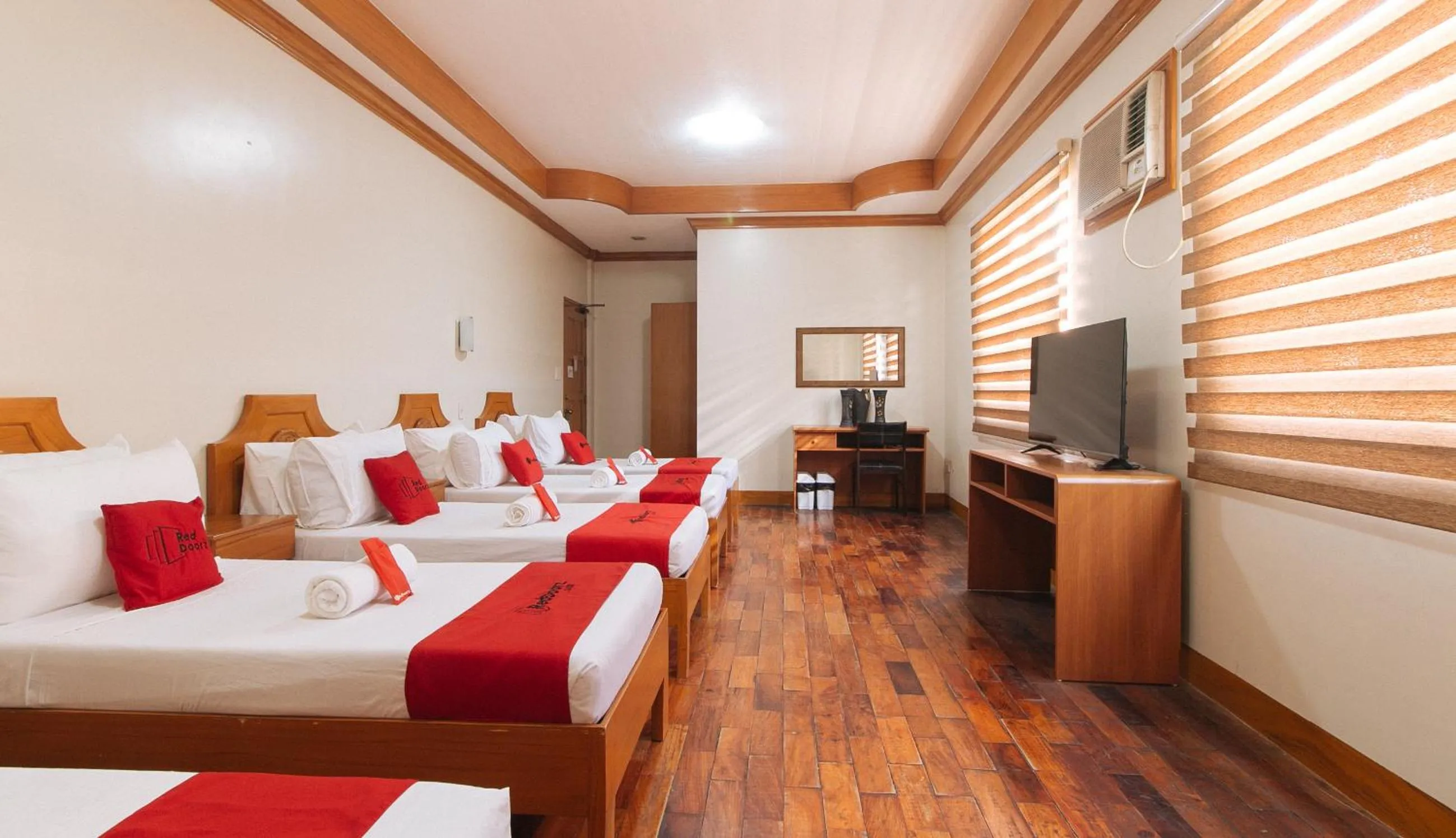 Bed in RedDoorz Premium @ Nick Hotel Gerona Tarlac