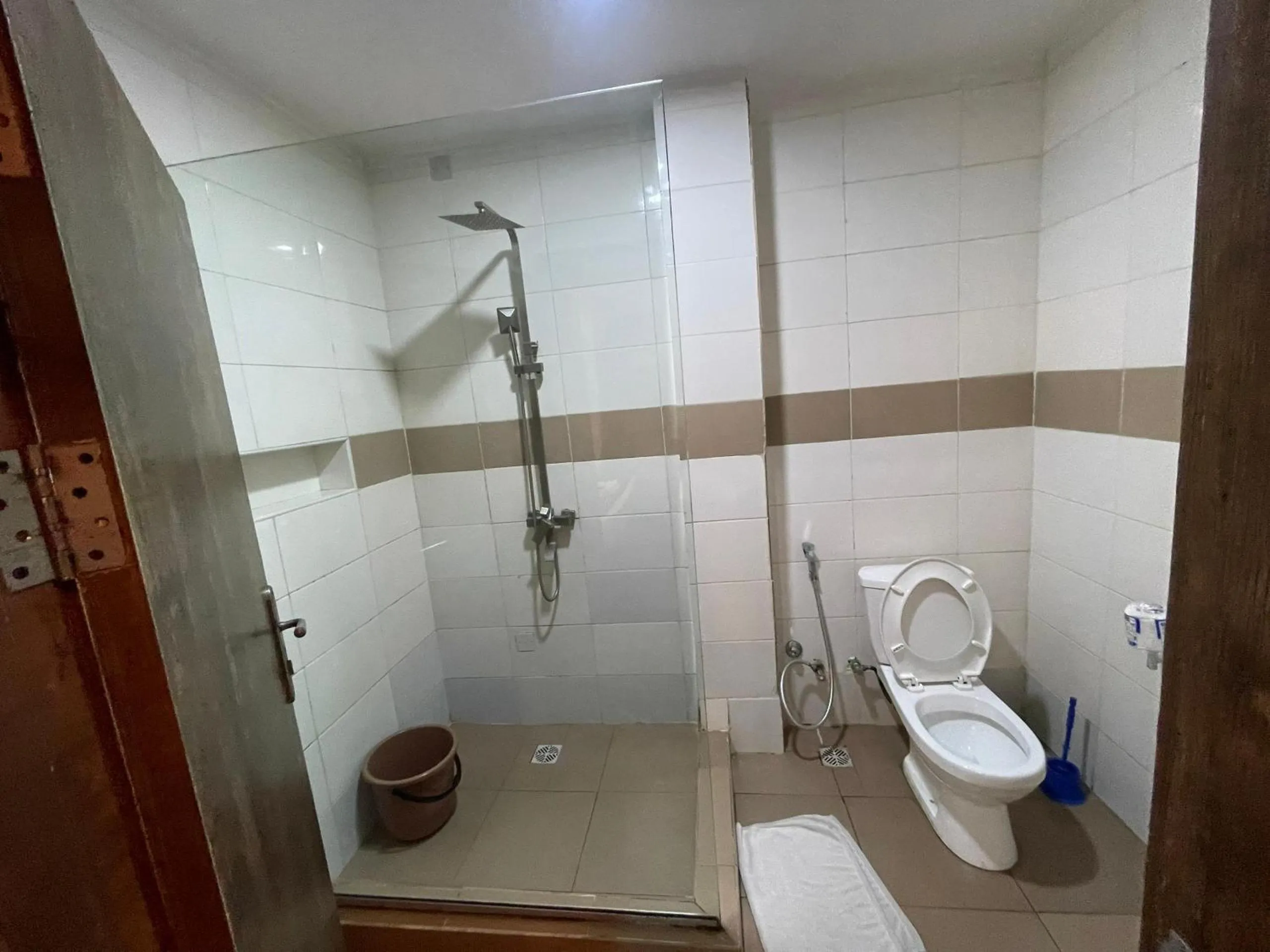 Shower in Presken Hotel Fajodd-4, Allen, Ikeja, Lagos