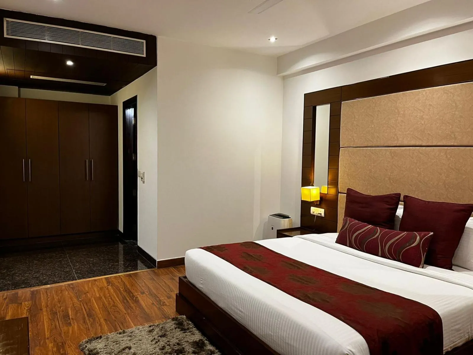 Photo of the whole room in Yuhi Suites