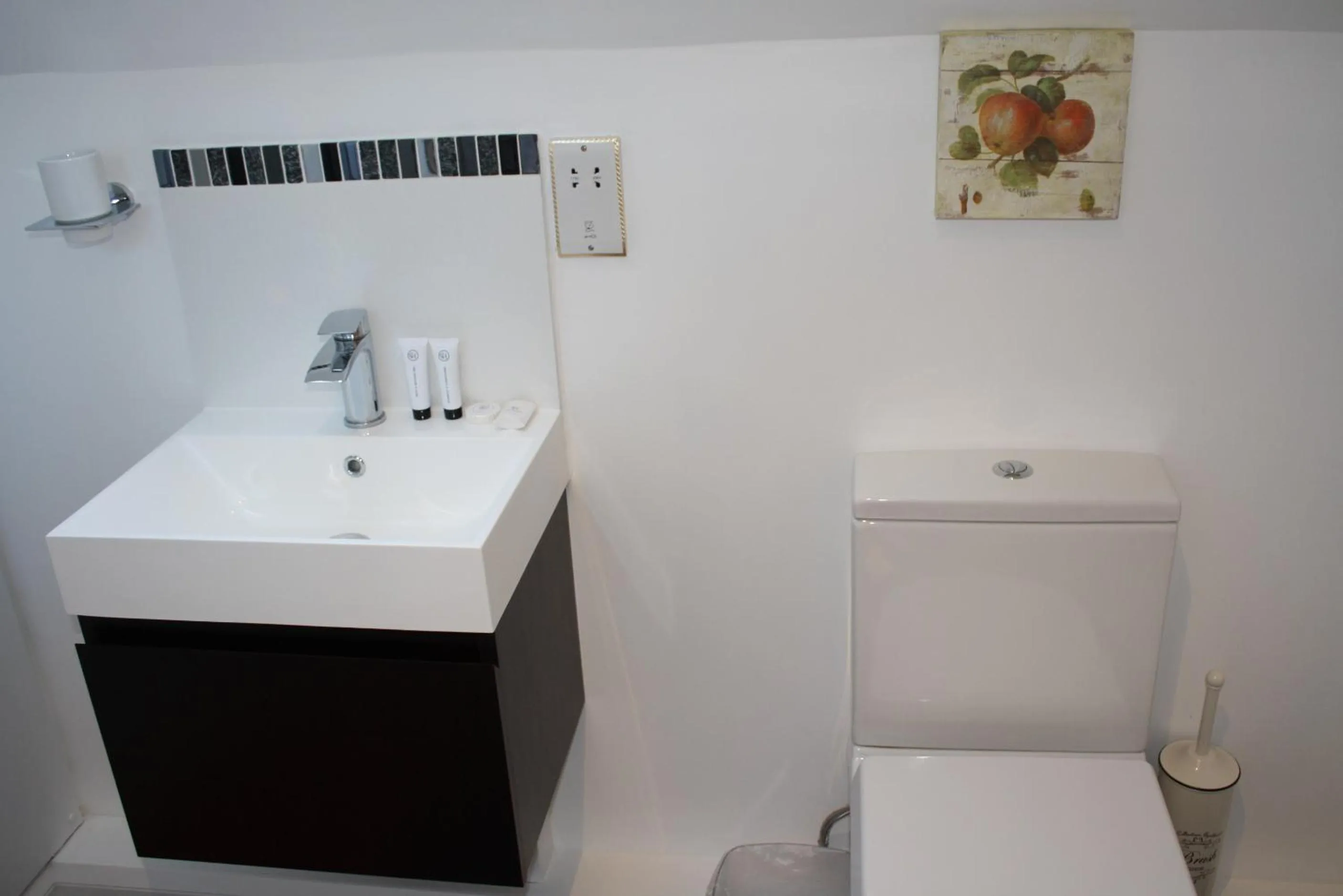 Bathroom in Oxford Guest House