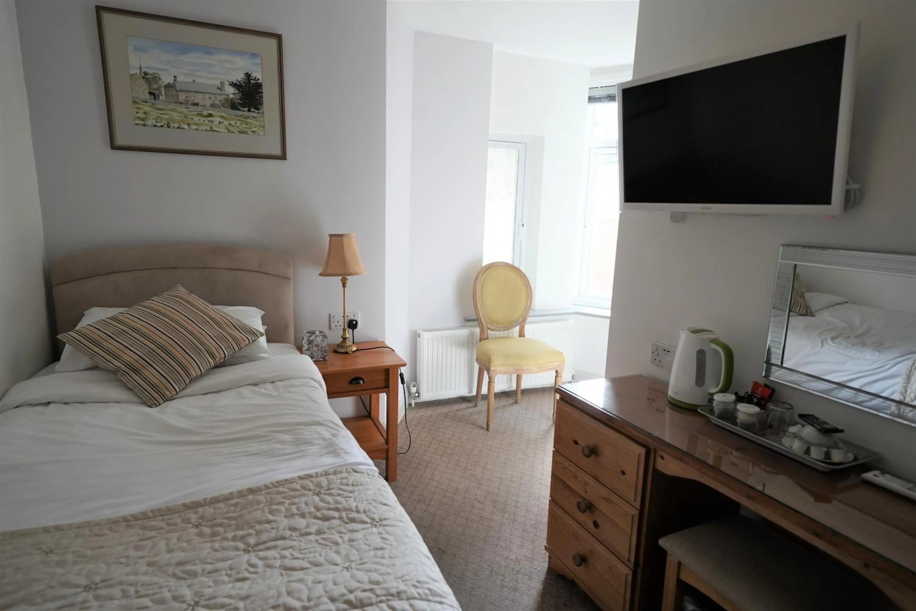 Decorative detail, Bed in Oxford Guest House