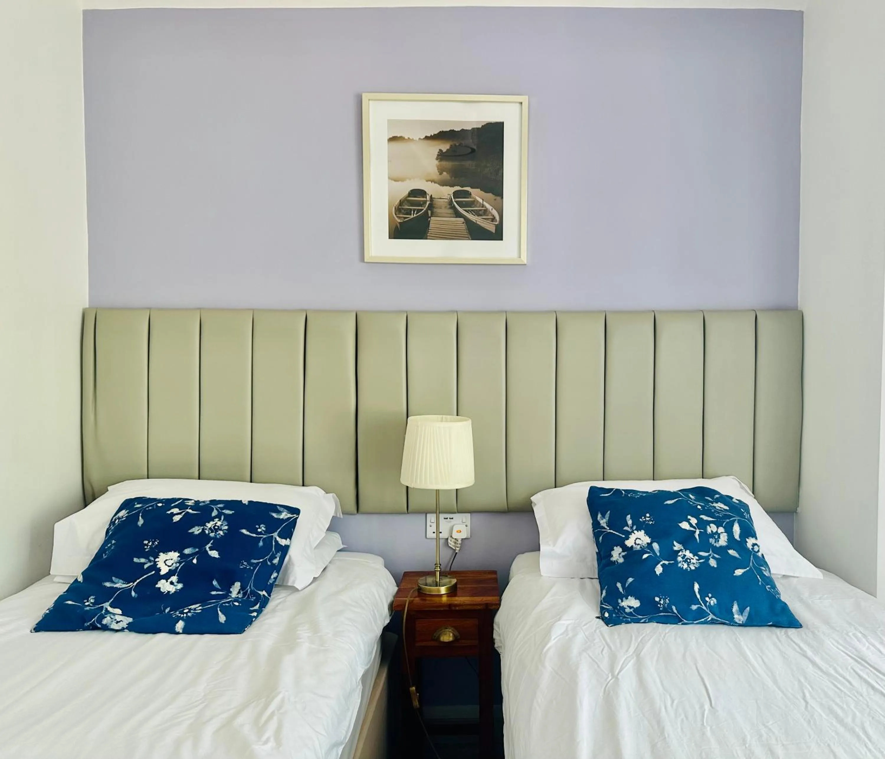 Bed in Oxford Guest House