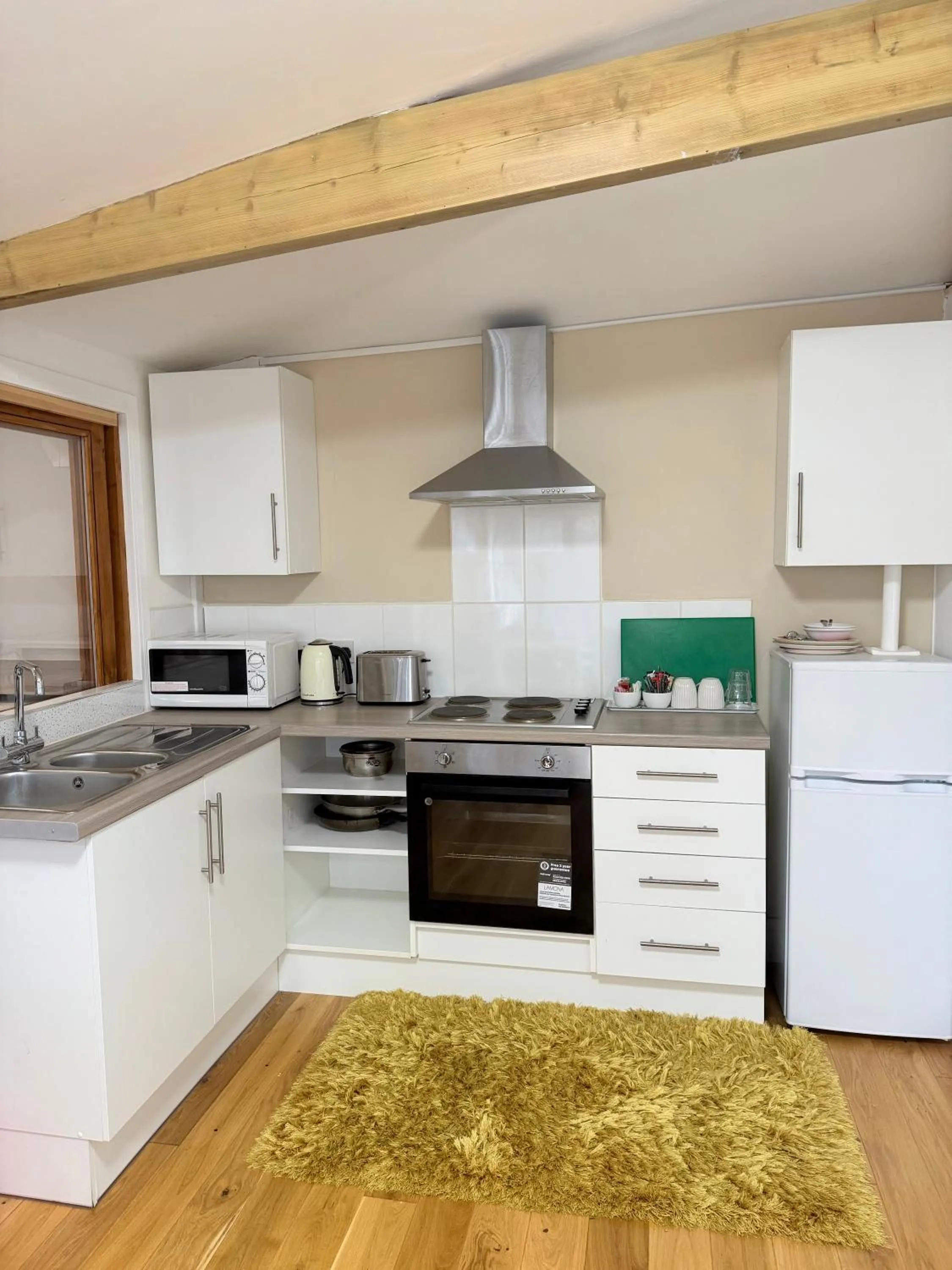 Kitchen or kitchenette in Oxford Guest House