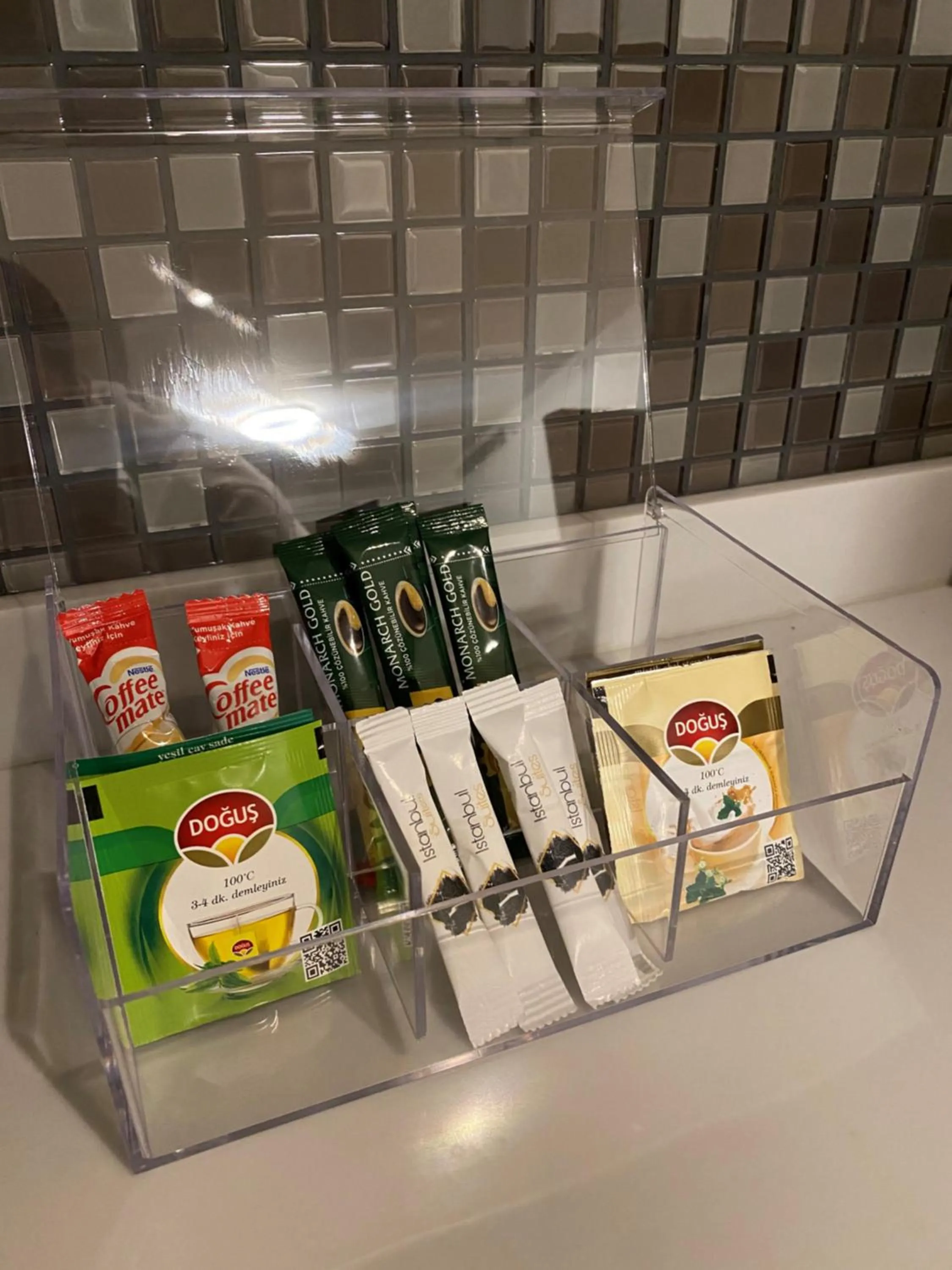 Coffee/tea facilities in The Y Istanbul Suites