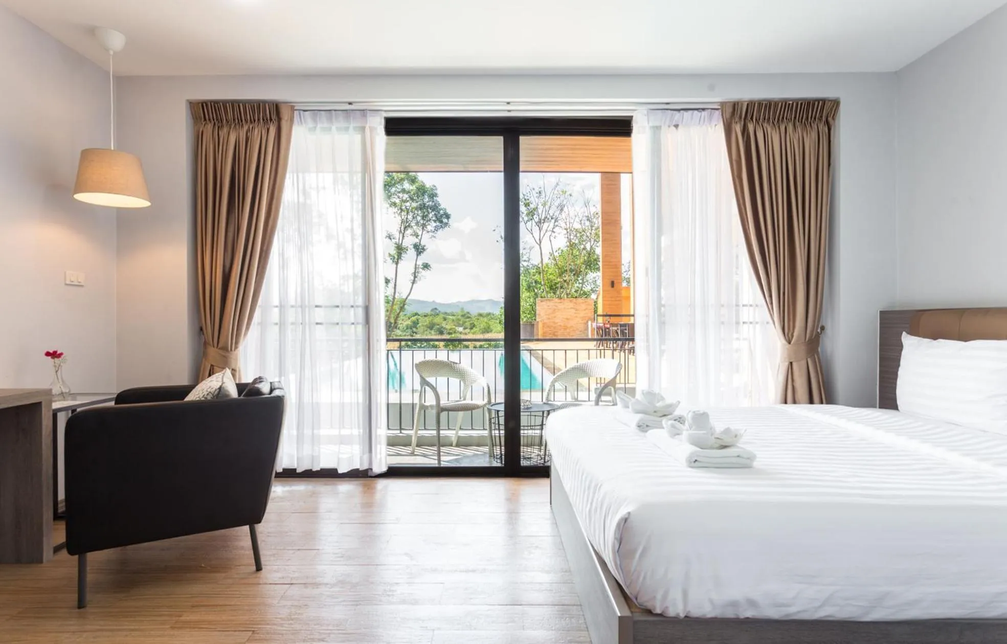 Bed in The Earth Anthioch Khao Yai