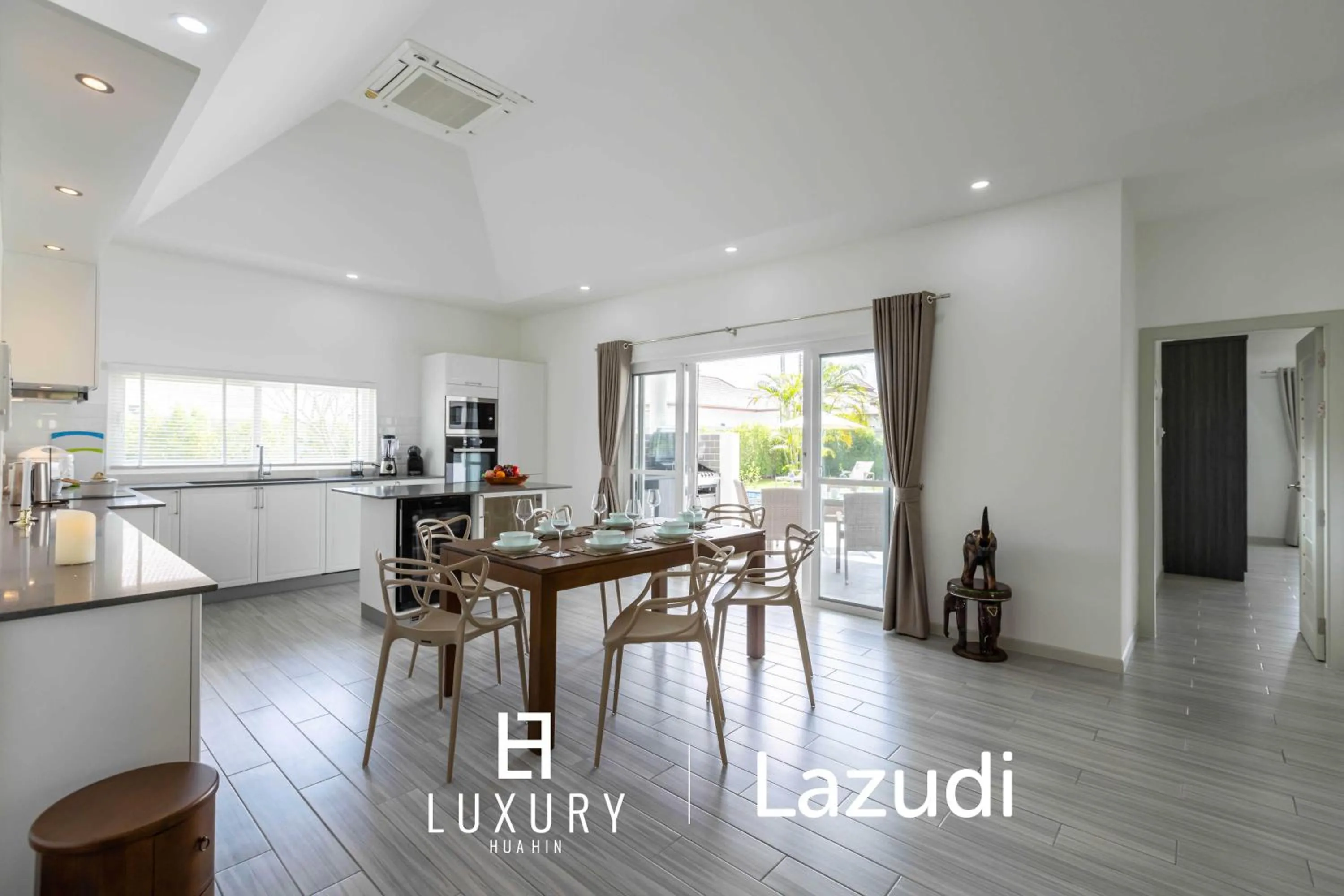 New Modern 3 Bedroom Pool Villa MS24