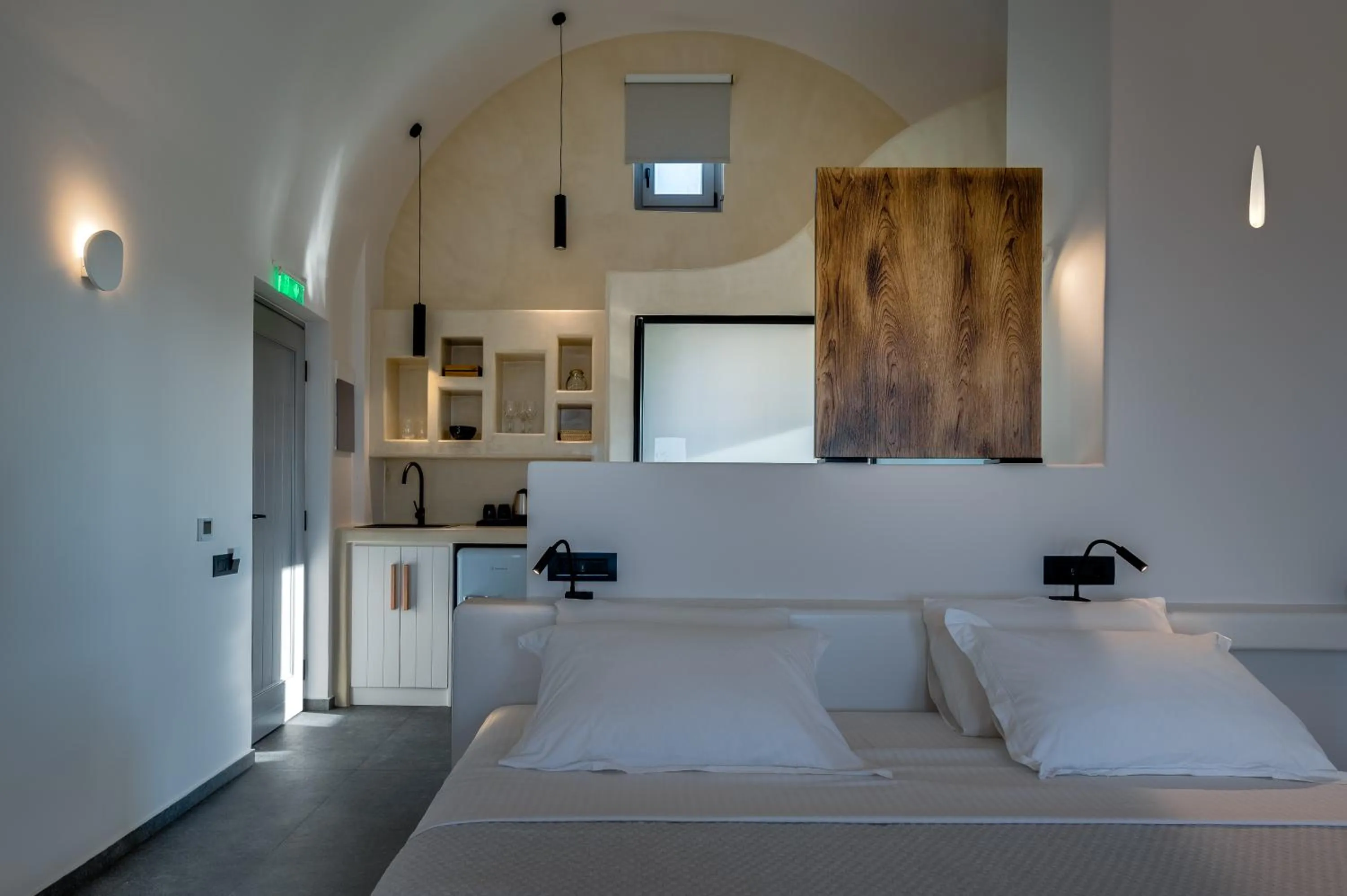 Bedroom, Bed in Elements Cozy Suites Pyrgos