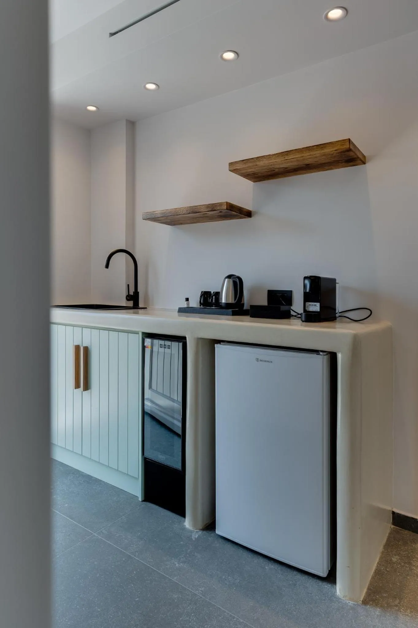 Kitchen or kitchenette in Elements Cozy Suites Pyrgos