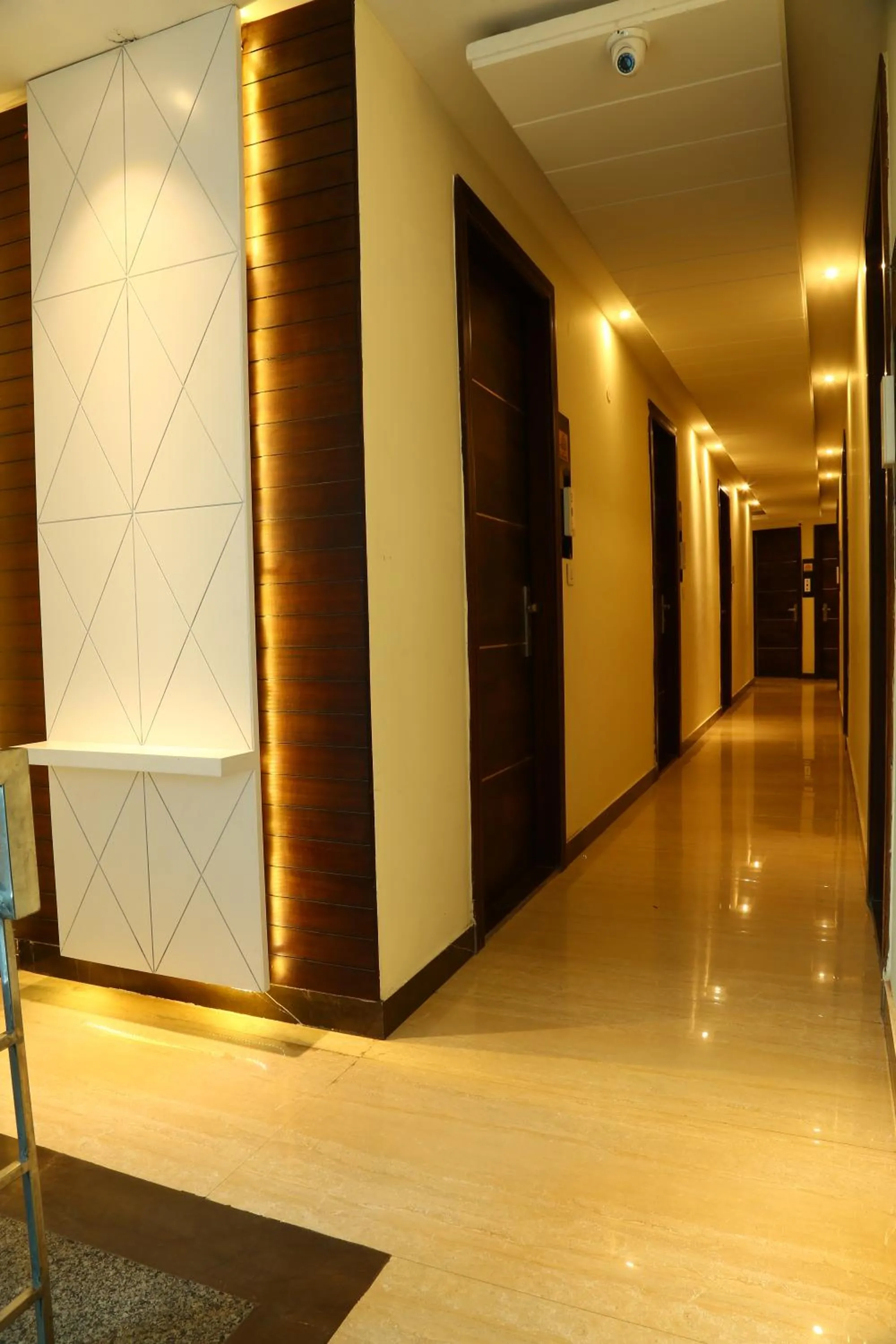 Lobby or reception in Hotel Kush Ganga - 50 Meter from Har ki Pauri, Haridwar