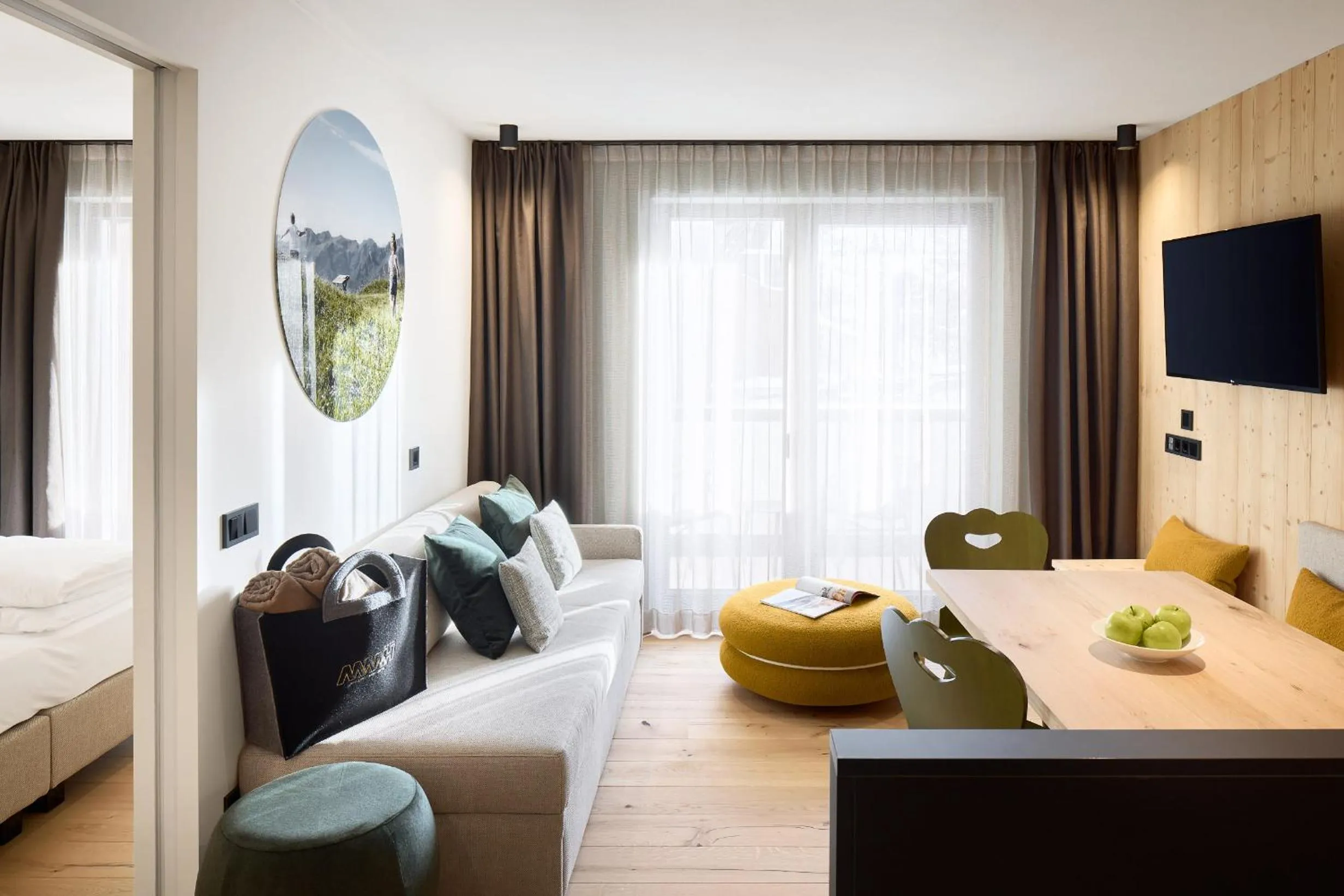 Living room, Bed in Movi Family Apart-Hotel ****s