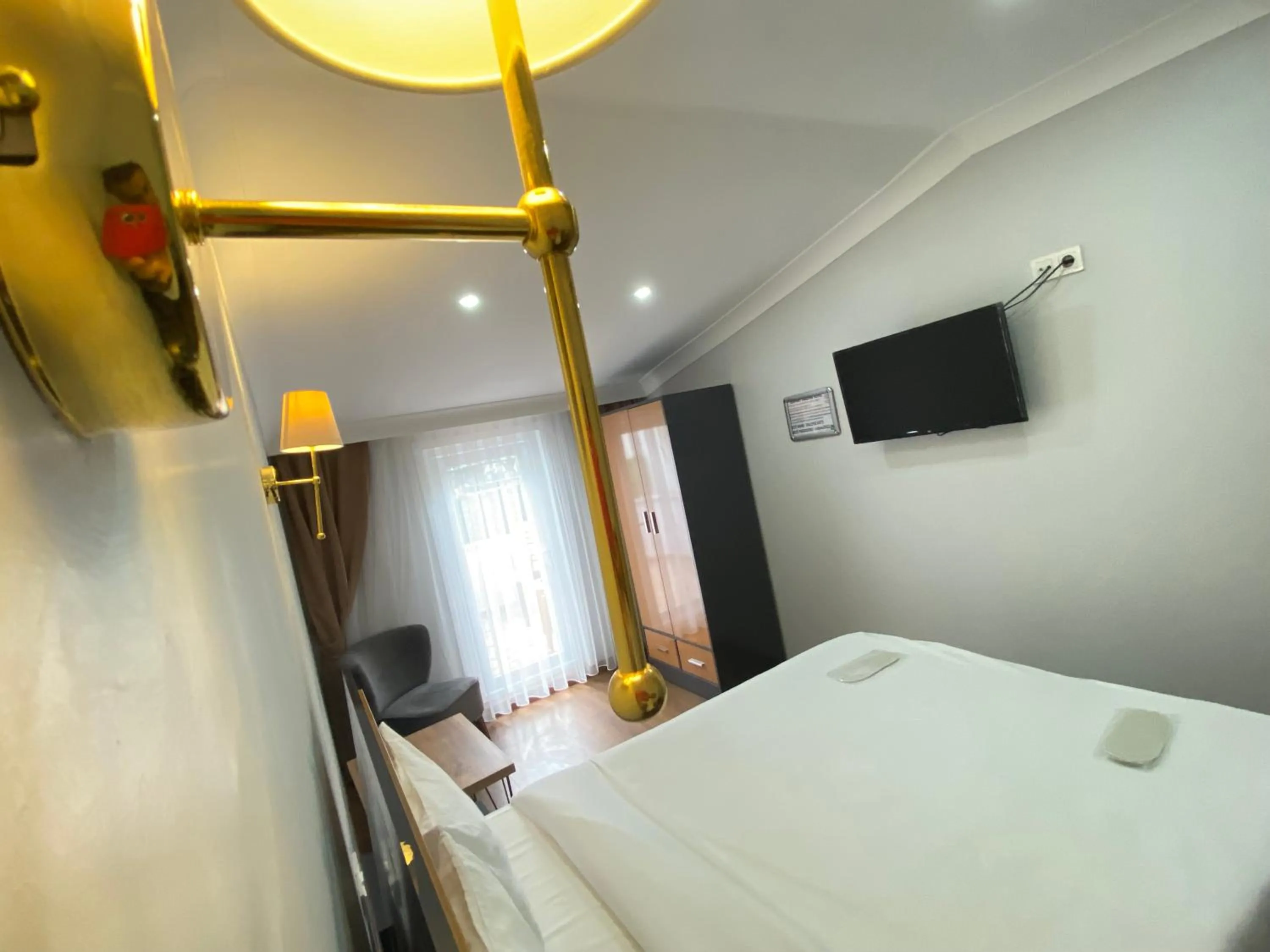 Photo of the whole room, Bed in iNALENS AİRPORT HOTEL