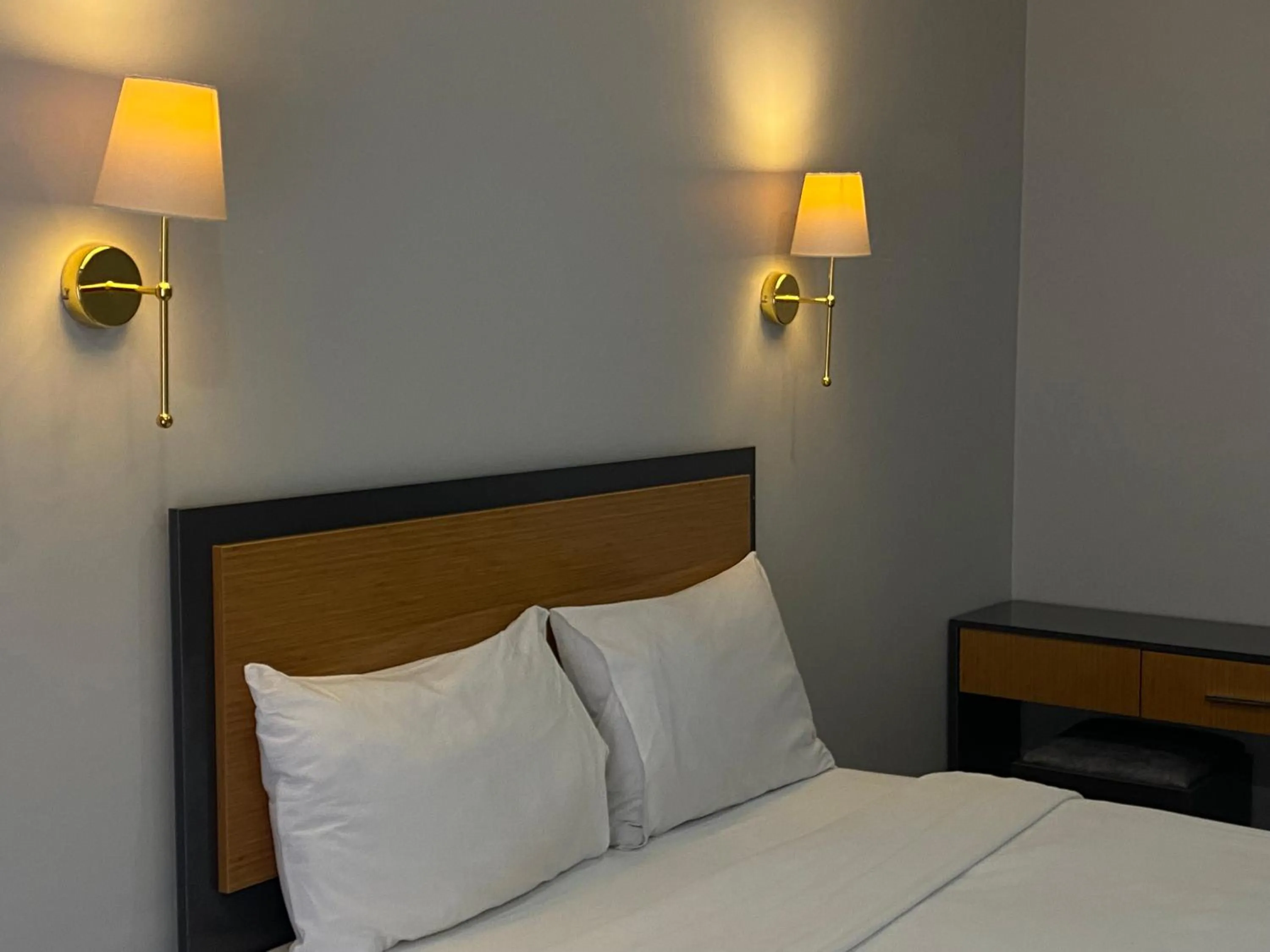Bedroom, Bed in iNALENS AİRPORT HOTEL