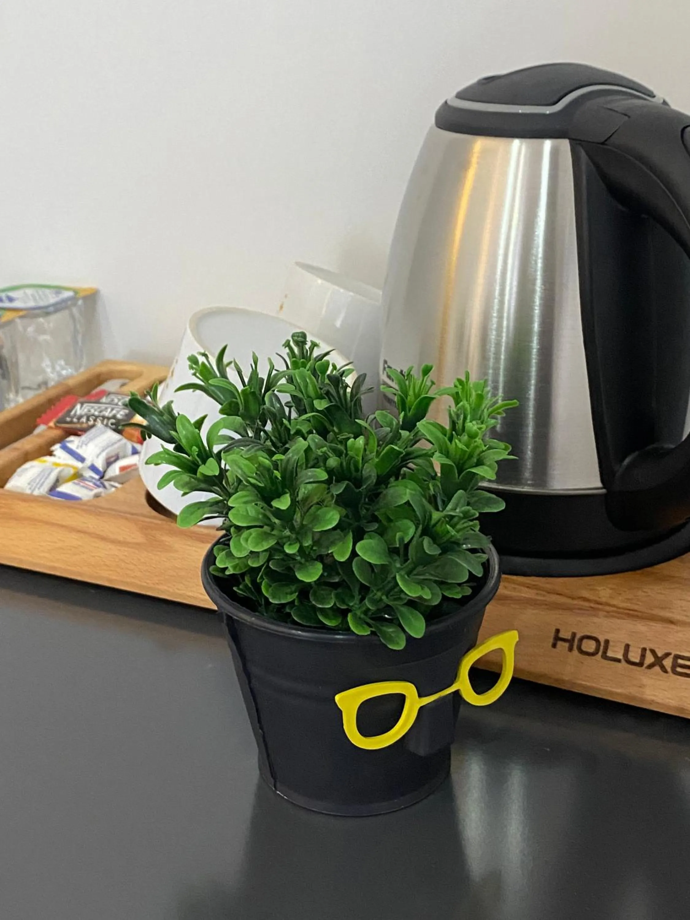 Coffee/tea facilities in iNALENS AİRPORT HOTEL