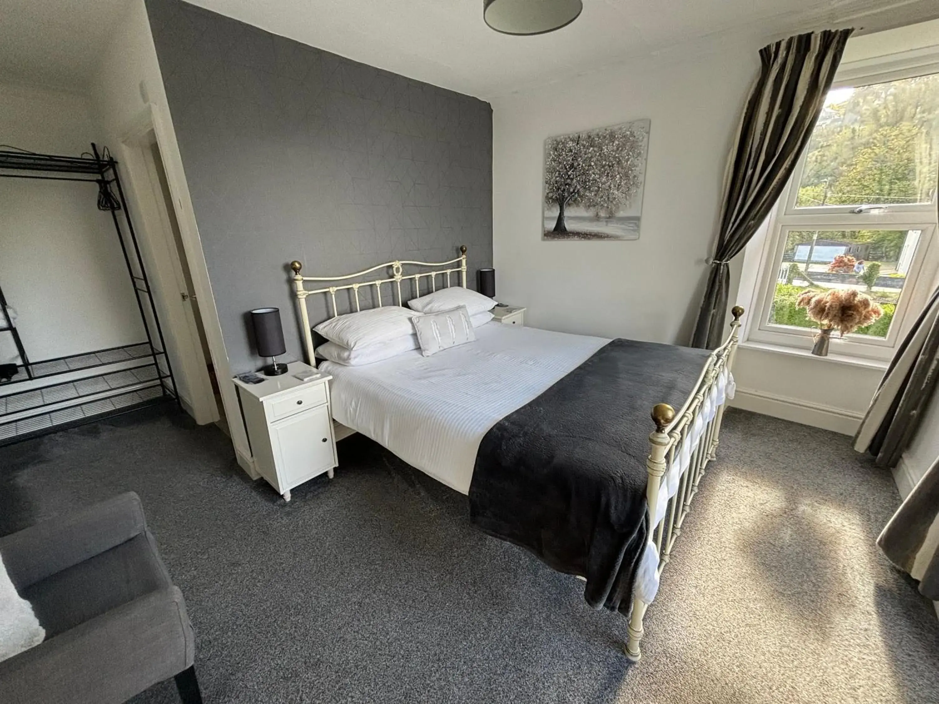 Deluxe King Room in The Queens Hotel Harlech Deluxe King Room in The Queens Hotel Harlech