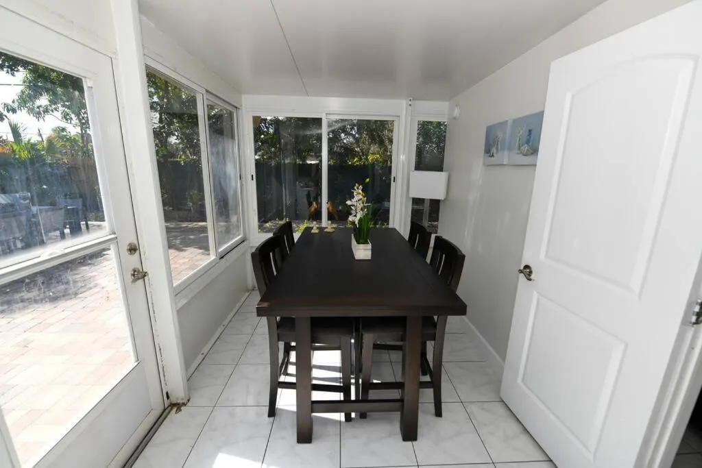 4BR Home, Hot Tub, Near Beach & Wilton Manors