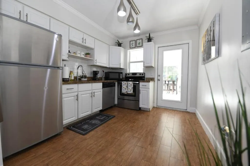 4BR Home, Hot Tub, Near Beach & Wilton Manors