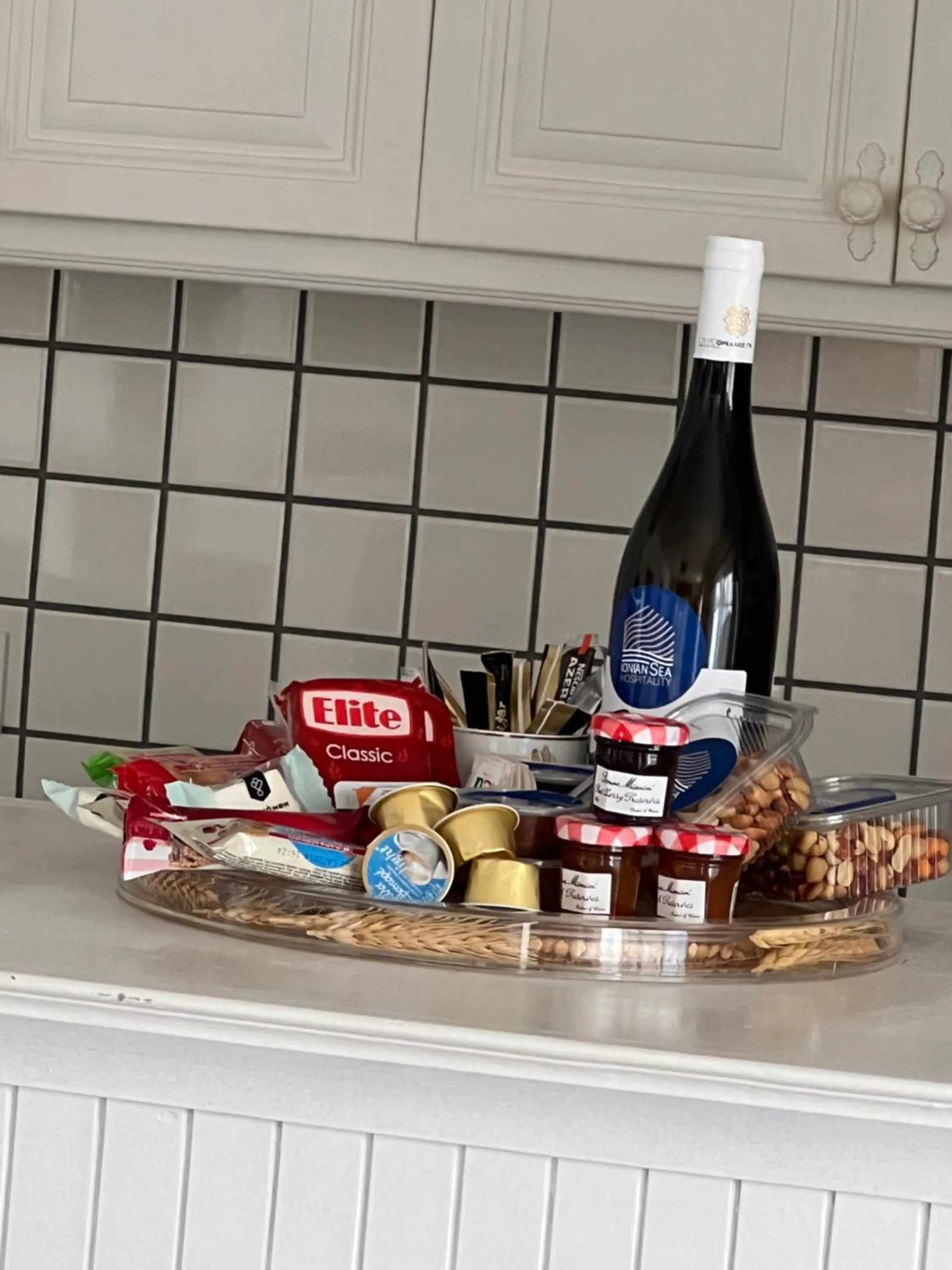 Food and drinks in Stavento Apartments