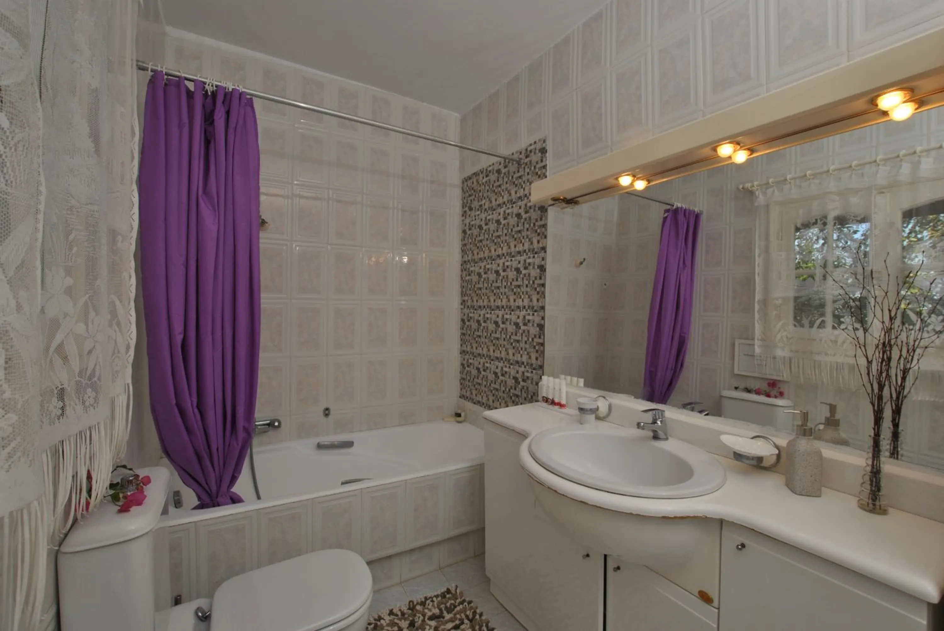 Toilet in Stavento Apartments