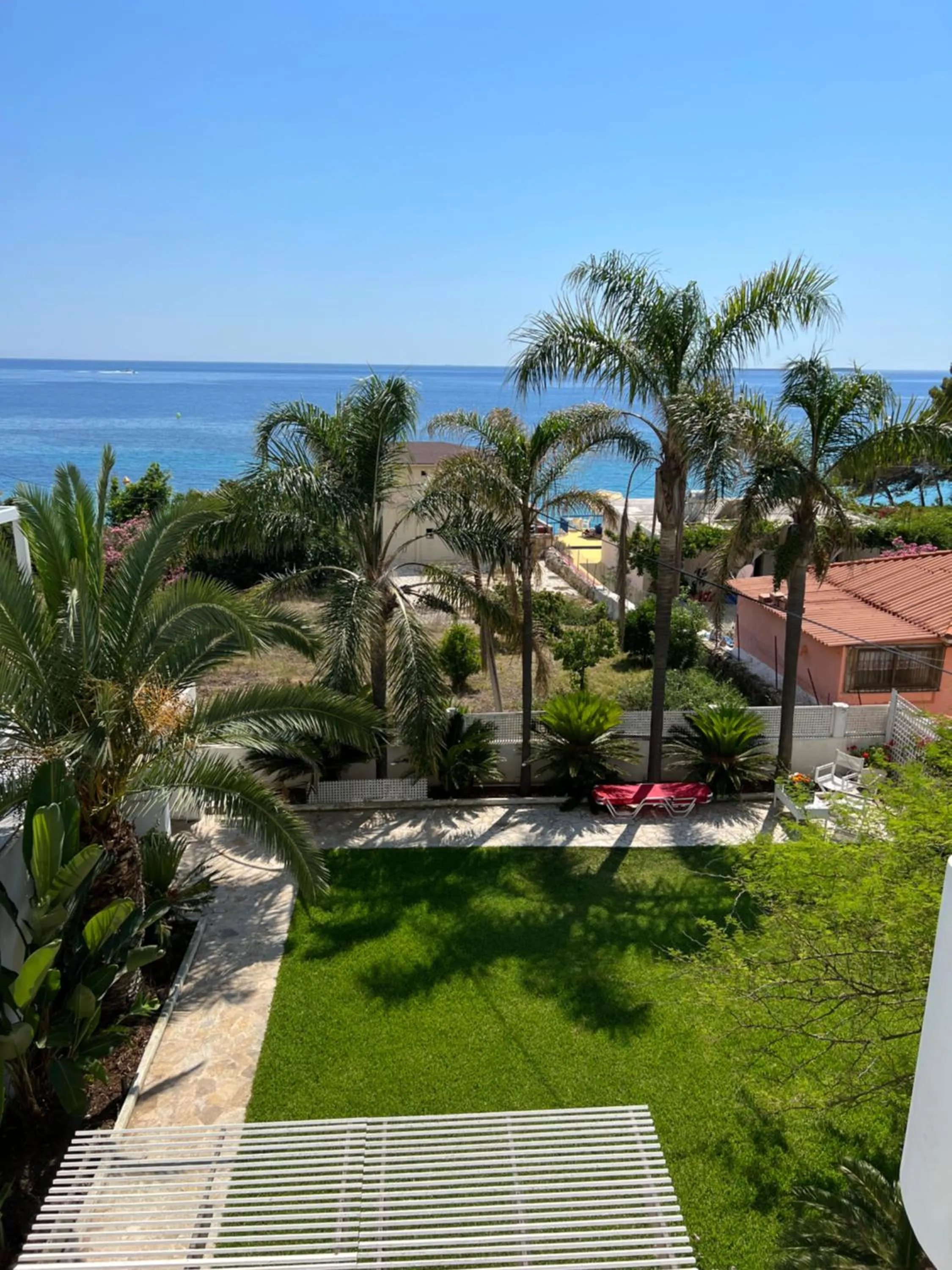 Garden in Stavento Apartments
