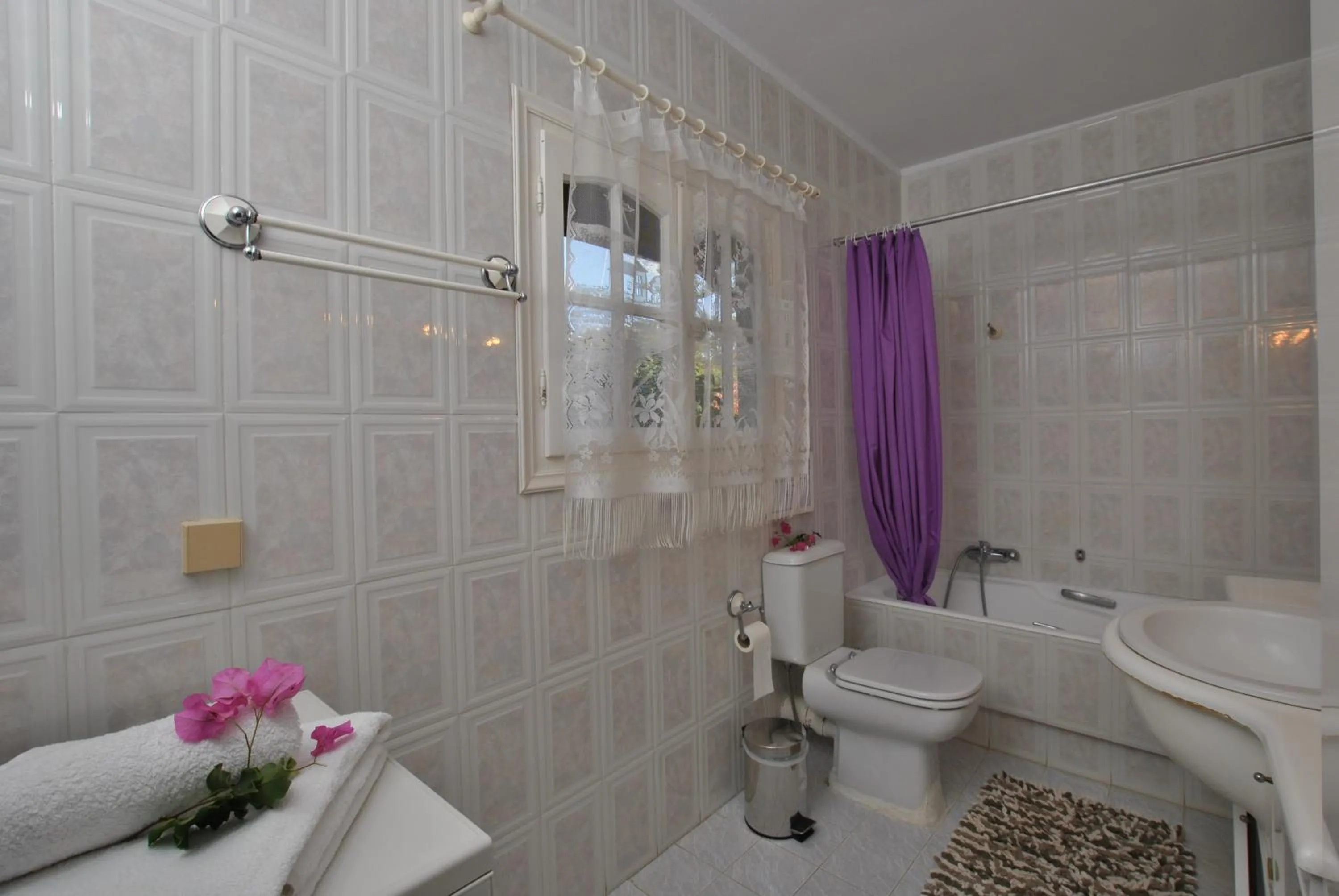 Bathroom in Stavento Apartments
