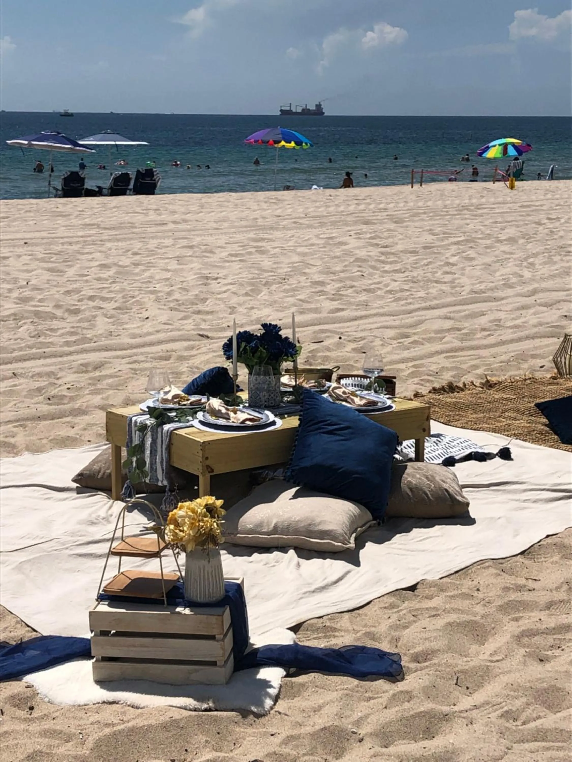 Beach in Ocean Manor Tiki Sunset Retreat