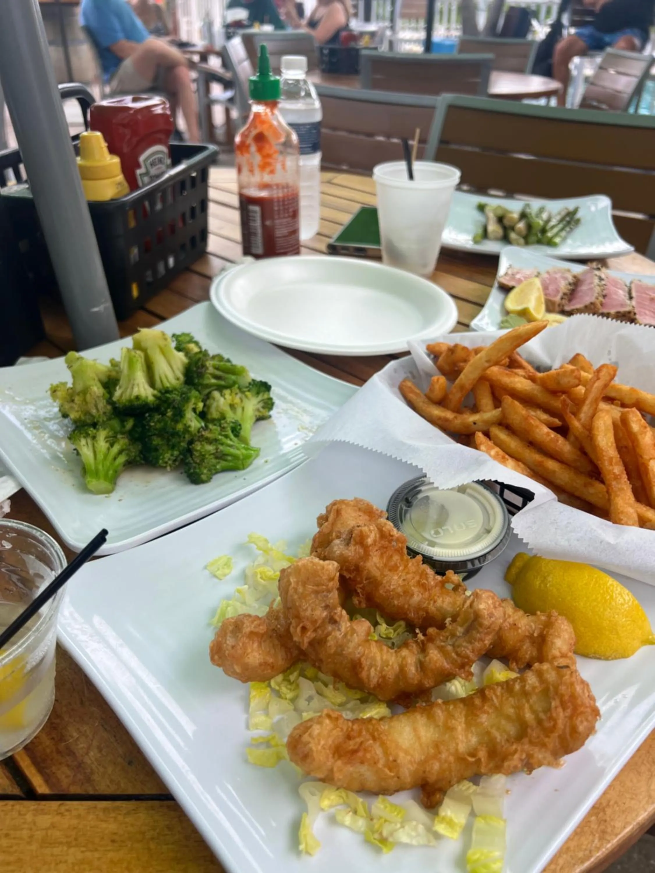 Restaurant/places to eat in Ocean Manor Tiki Sunset Retreat