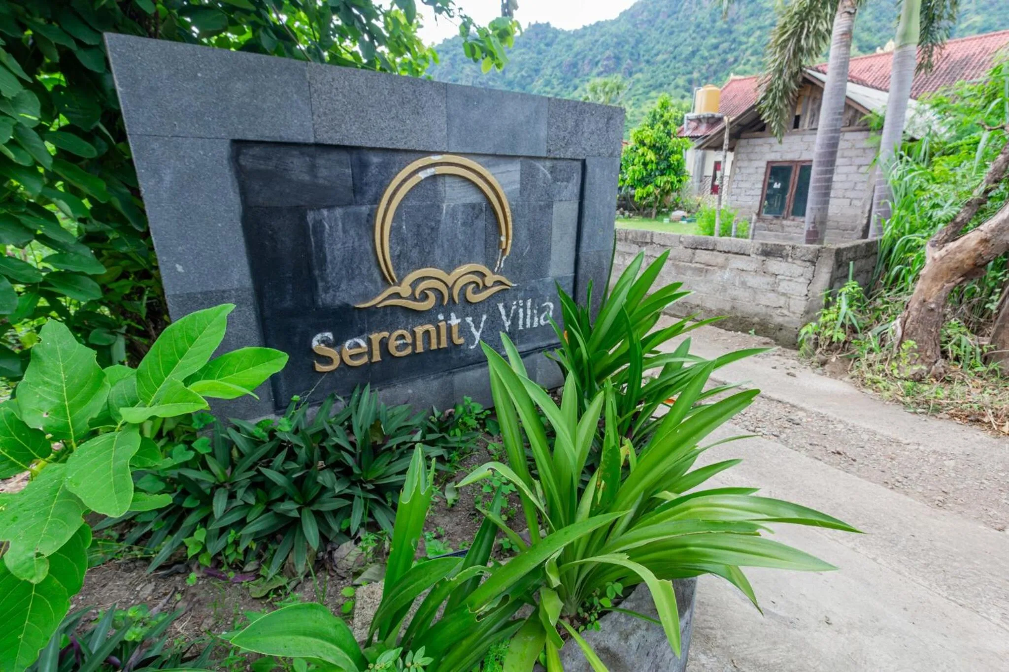 Facade/entrance in Belvilla Serenity Resort