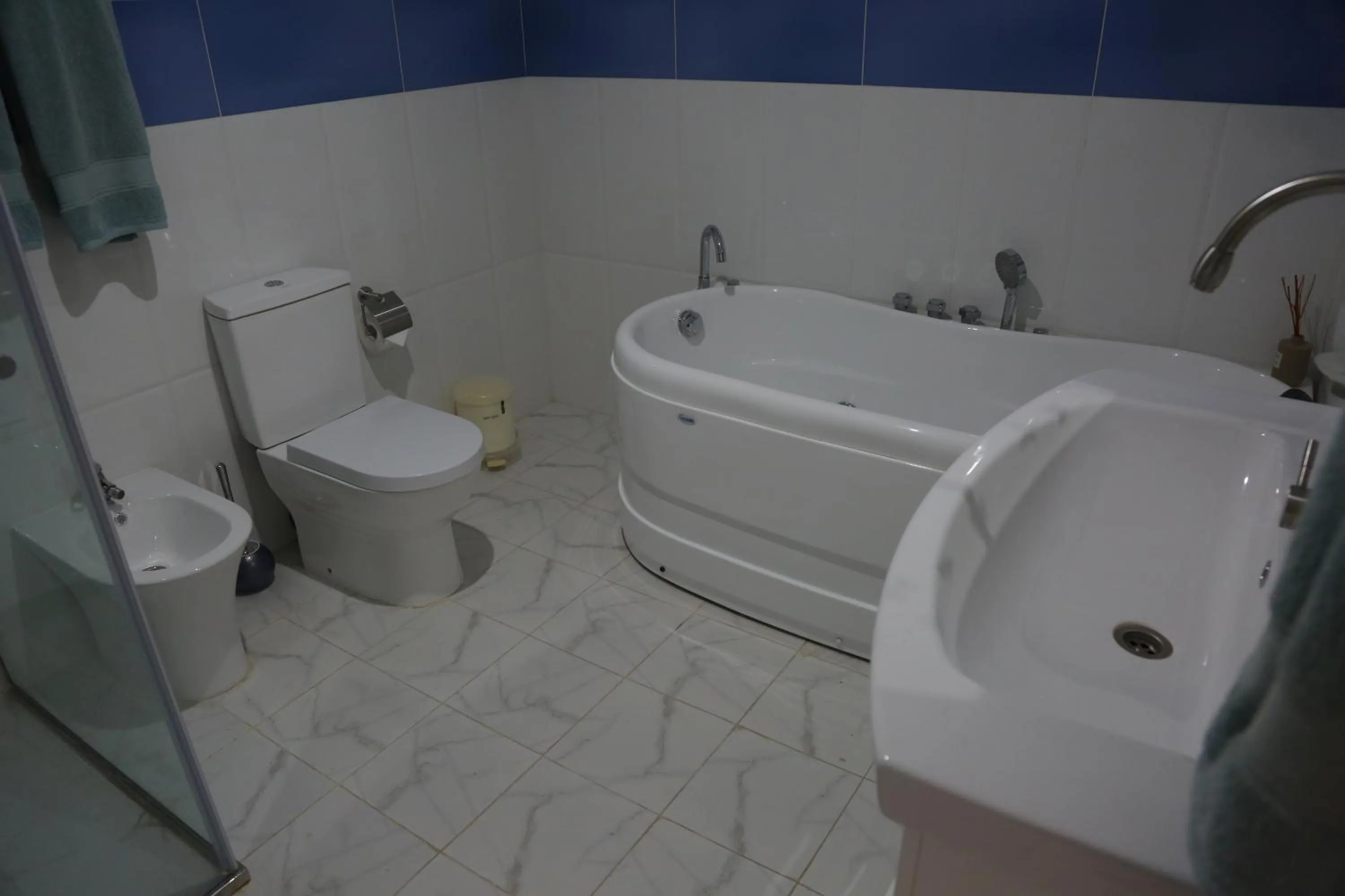 Bathroom in Areni Lodge