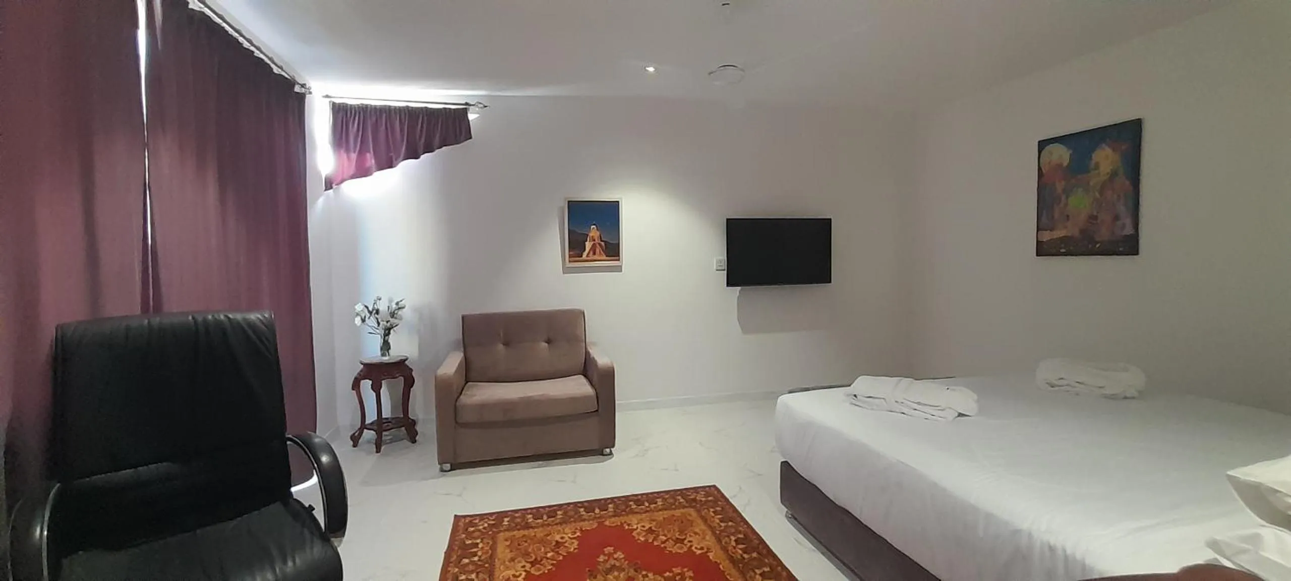 Bedroom, Bed in Areni Lodge