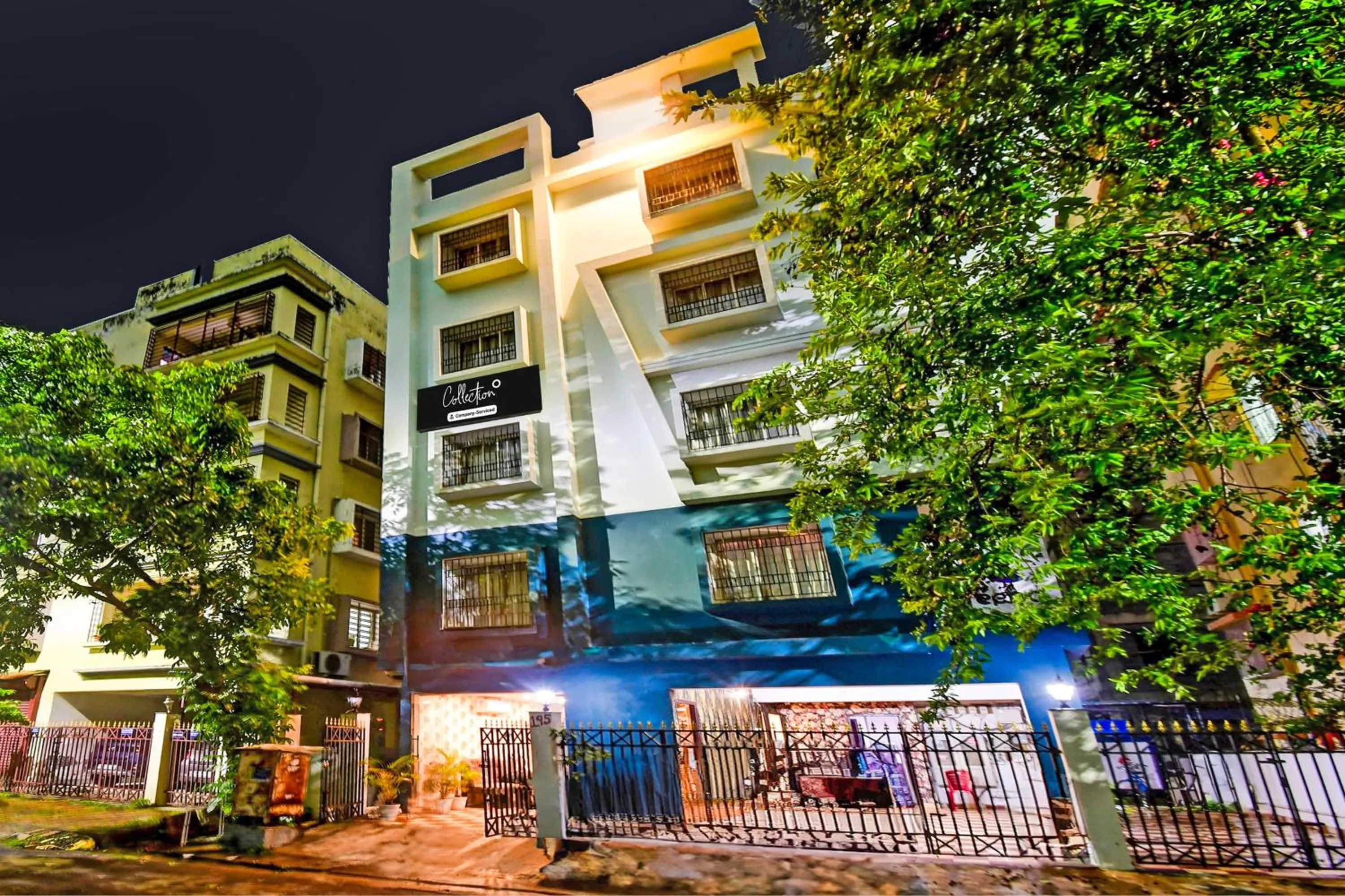 Facade/entrance in Super Collection O Bisarjan Ghat Formerly Eden Rocks