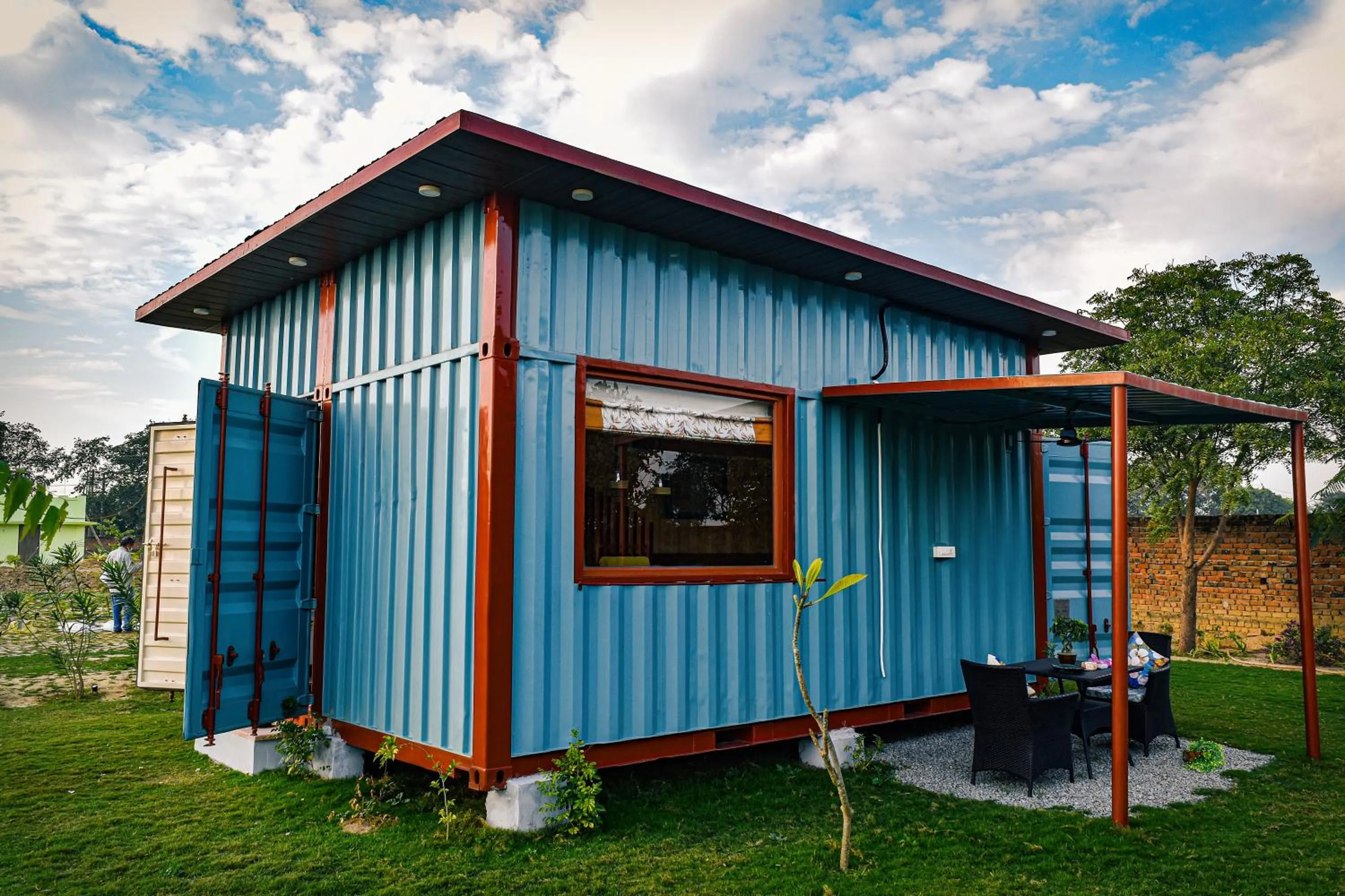 Garden in Tree of Life Ecotainers Agra