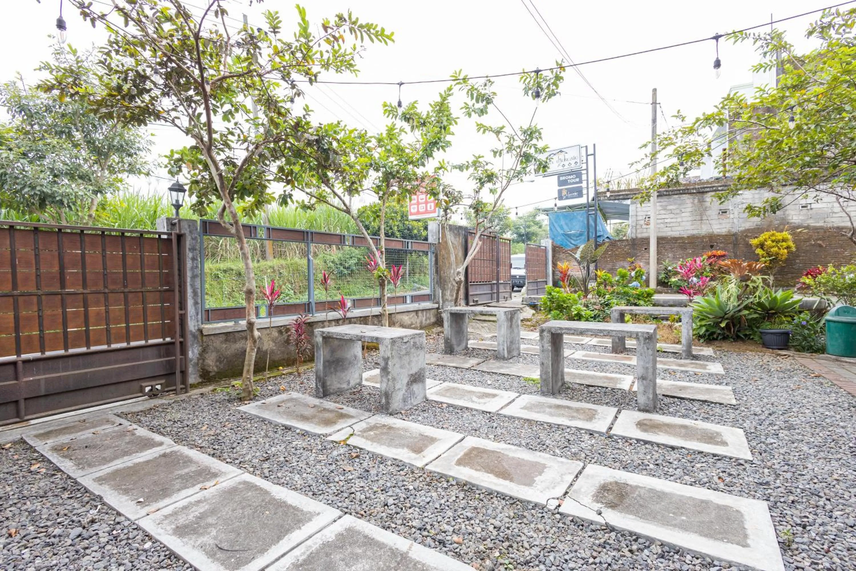 Property building in RedDoorz Syariah At Wisma Djokorio Poncokusumo